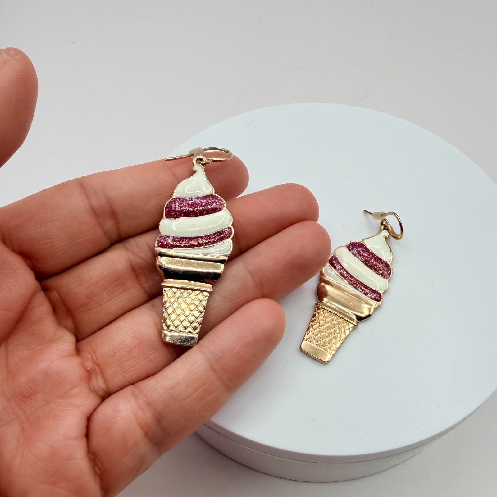 Vintage 90s SUGARFIX Enamel Ice Cream Cone Dangle Earrings Fashion Jewelry - Thumbnail 8