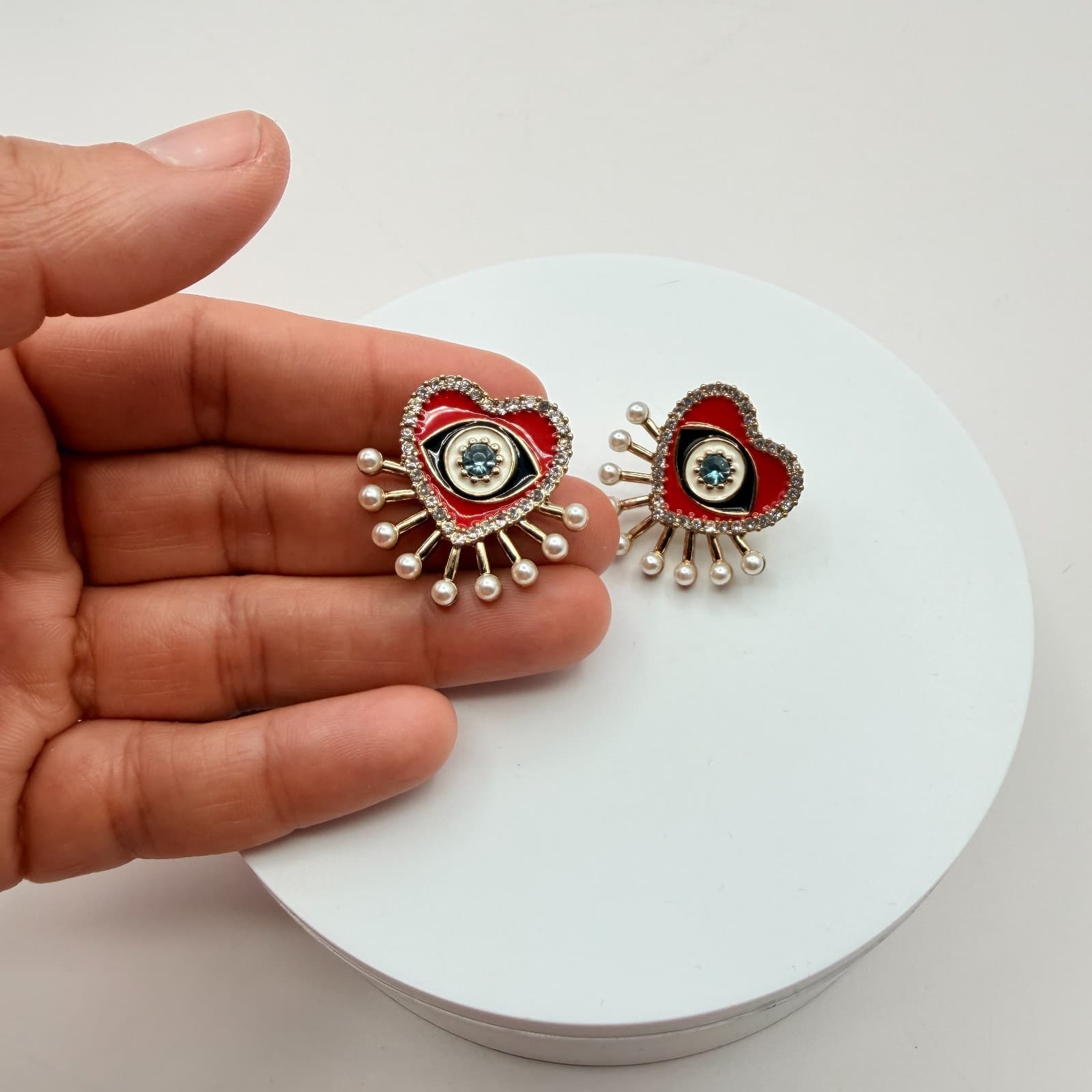 Vintage 90s SUGARFIX Red Heart Evil Eye Pearl Drop Earrings Fashion Jewelry - Thumbnail 9