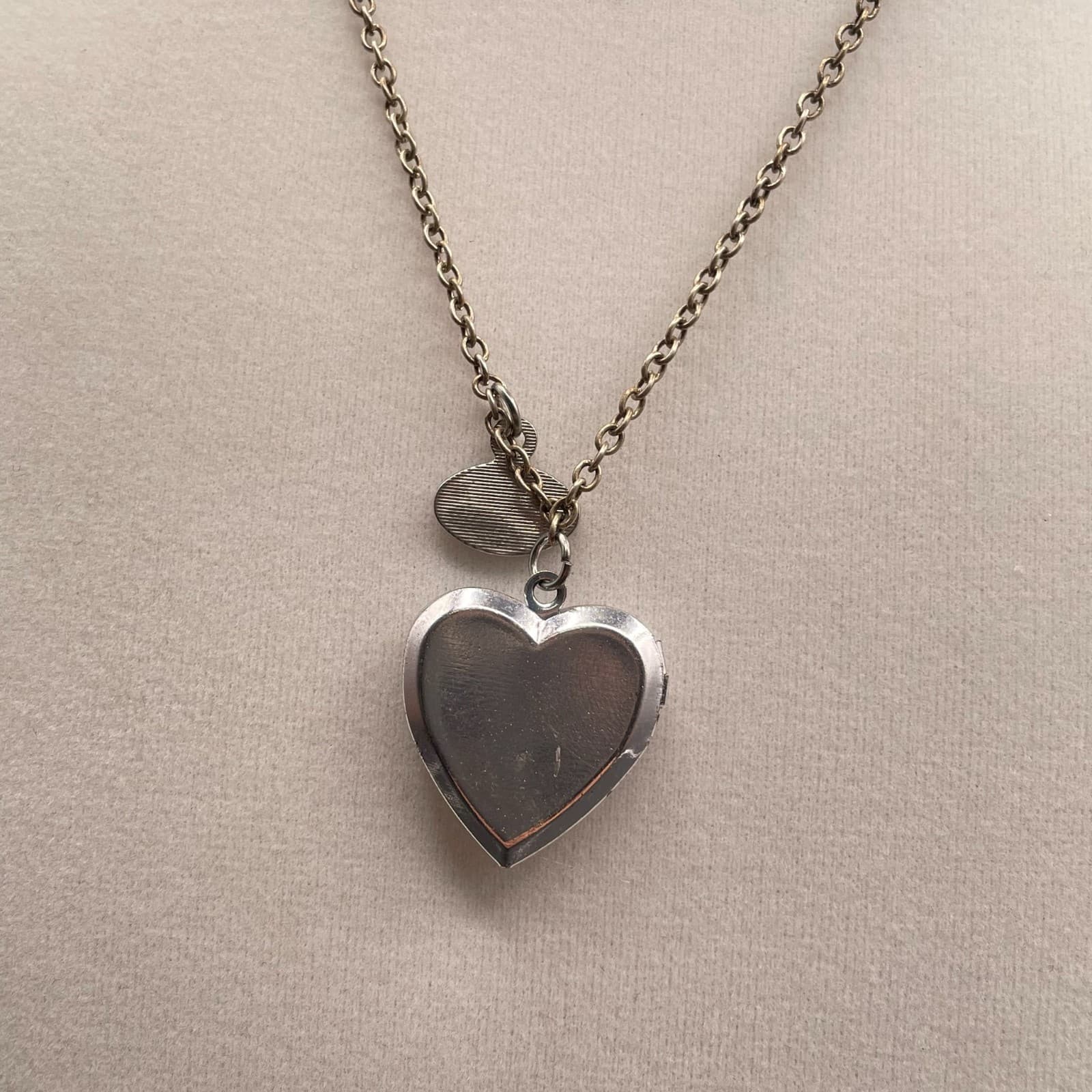 Vintage BFF Gold-Tone Lobster Crayon Glitter Heart Pendant Opening Locket - Thumbnail 6