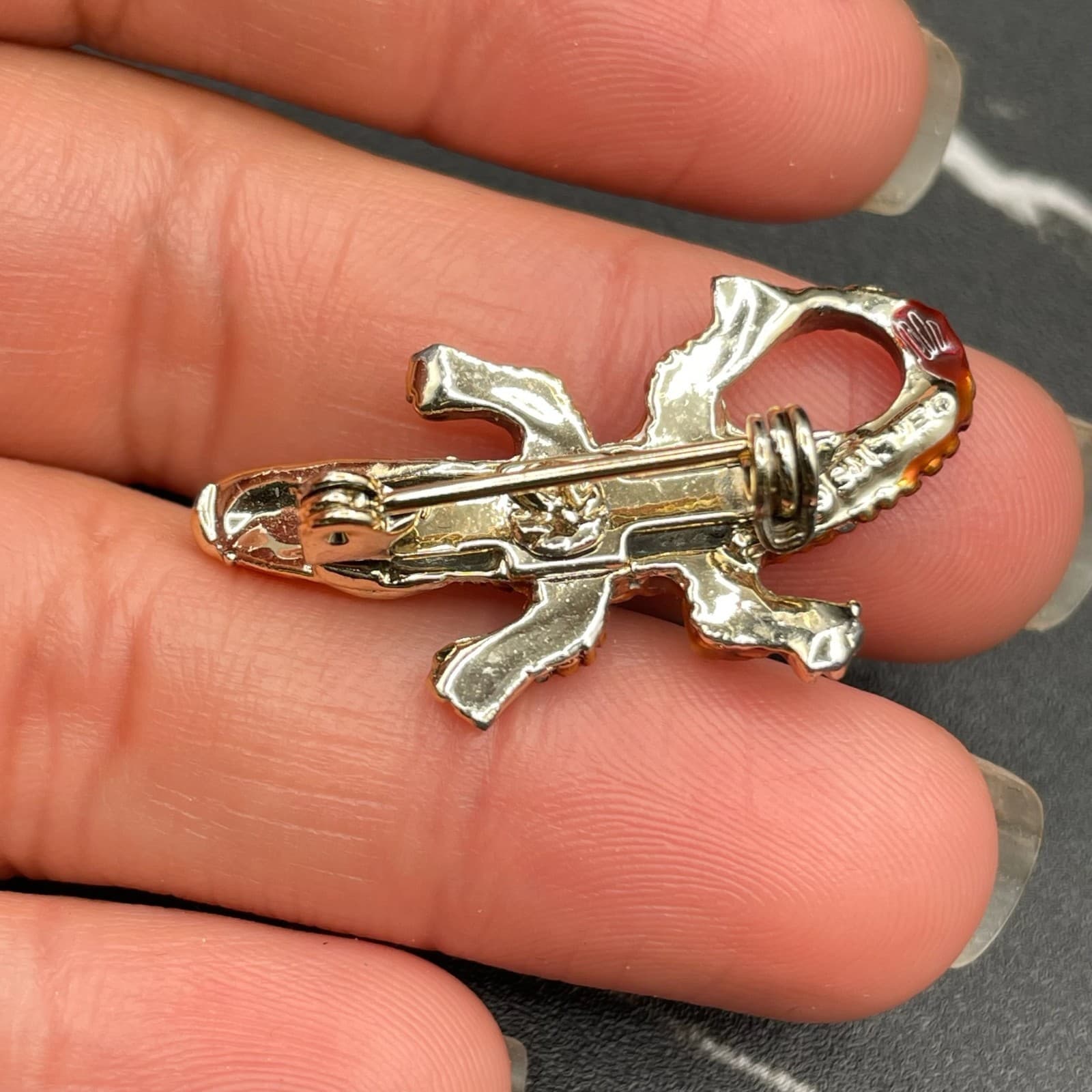 Vintage Orange Painted Alumnium Classic Enamel Crocodile Figure Charm Brooch Pin - Thumbnail 7
