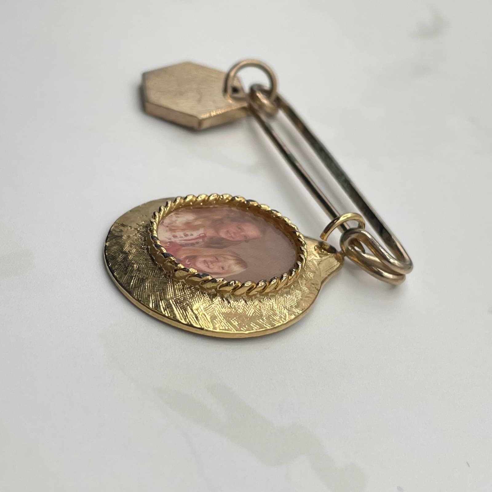 Vintage Gold-Tone Safety Lapel Pin Custom Photo Charm with Picture 60s - Thumbnail 10