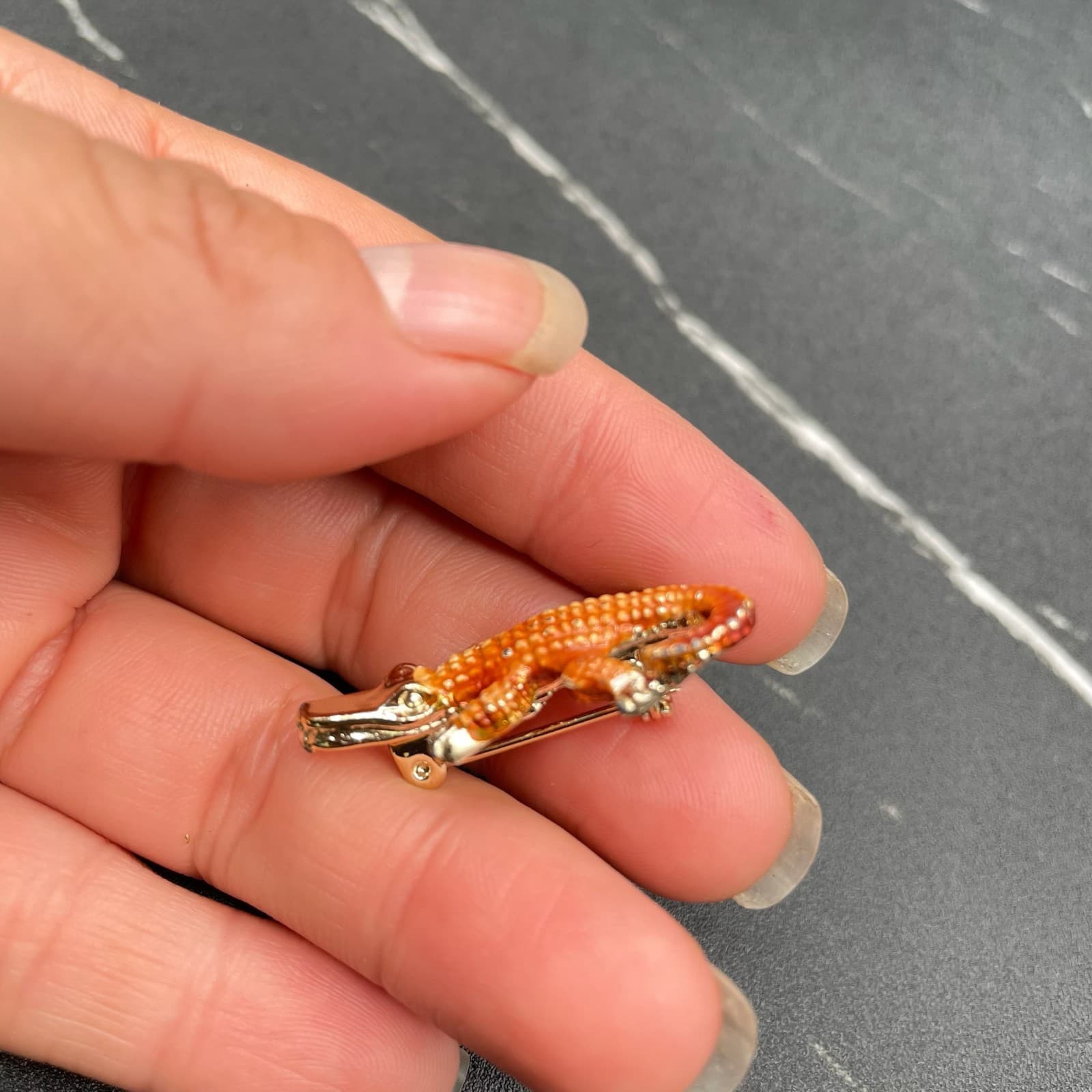 Vintage Orange Painted Alumnium Classic Enamel Crocodile Figure Charm Brooch Pin - Thumbnail 4
