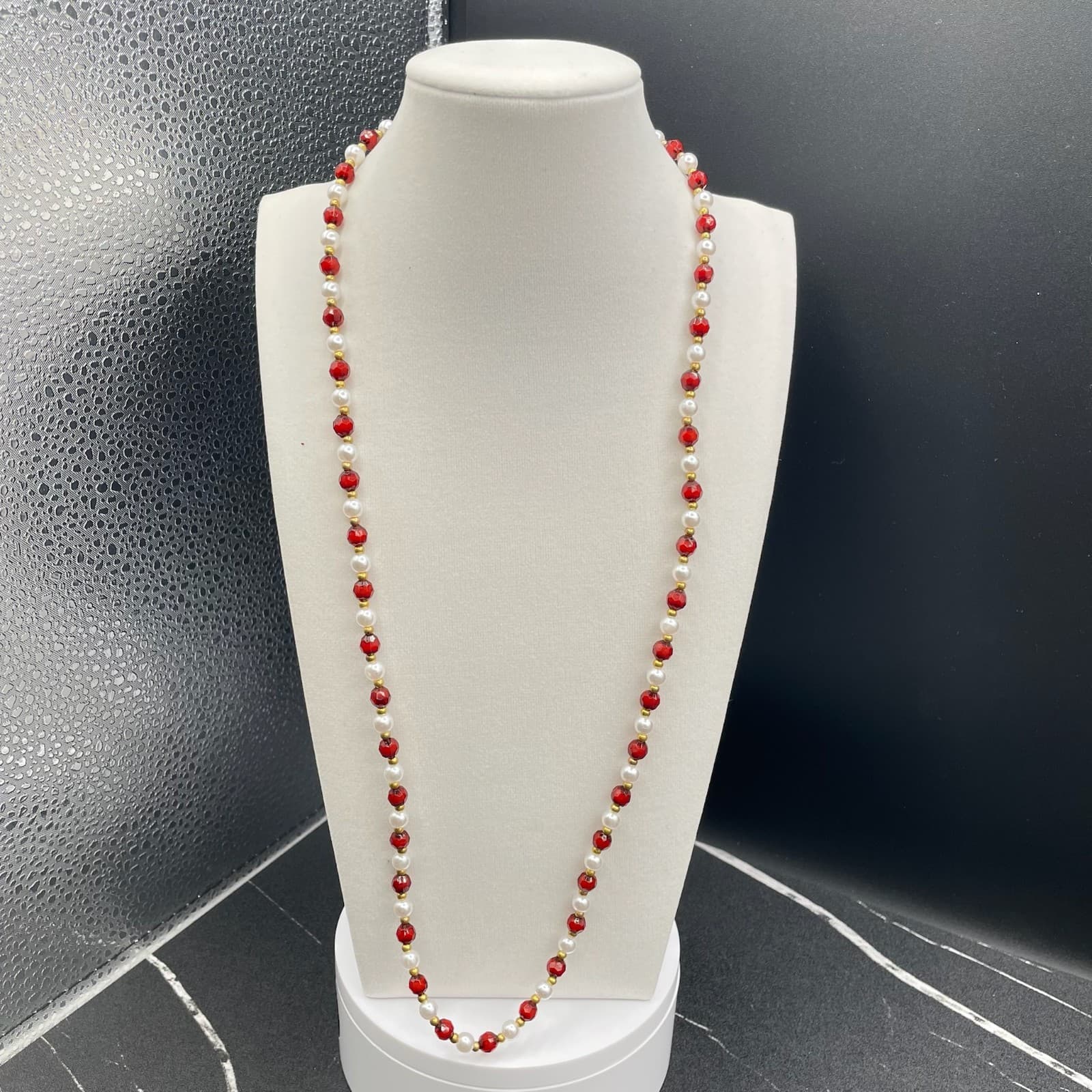 Vintage Red Gold White Faux Pearl & Gemstone Beaded Womens Fashion Jewelry Long - Image 1