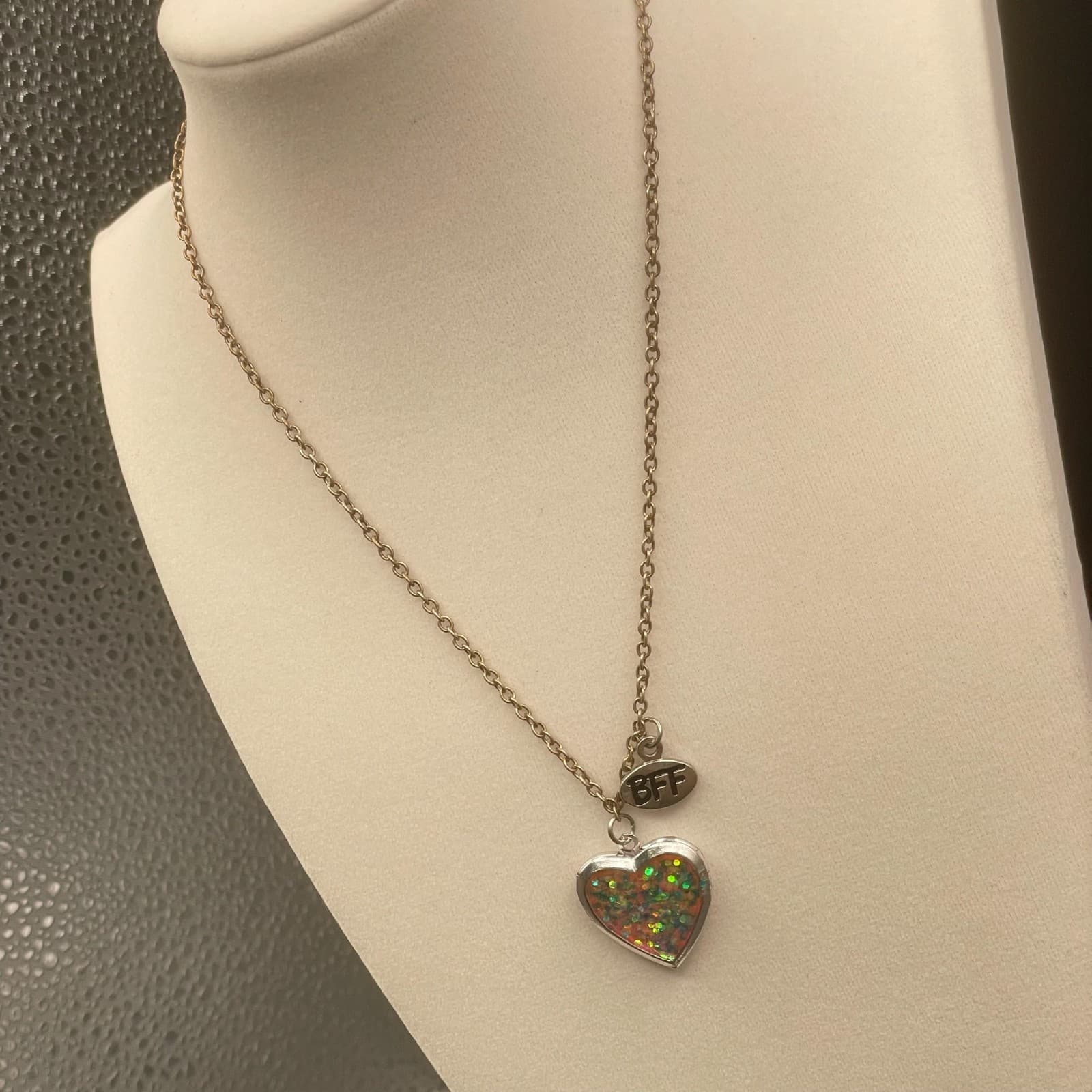 Vintage BFF Gold-Tone Lobster Crayon Glitter Heart Pendant Opening Locket - Thumbnail 2