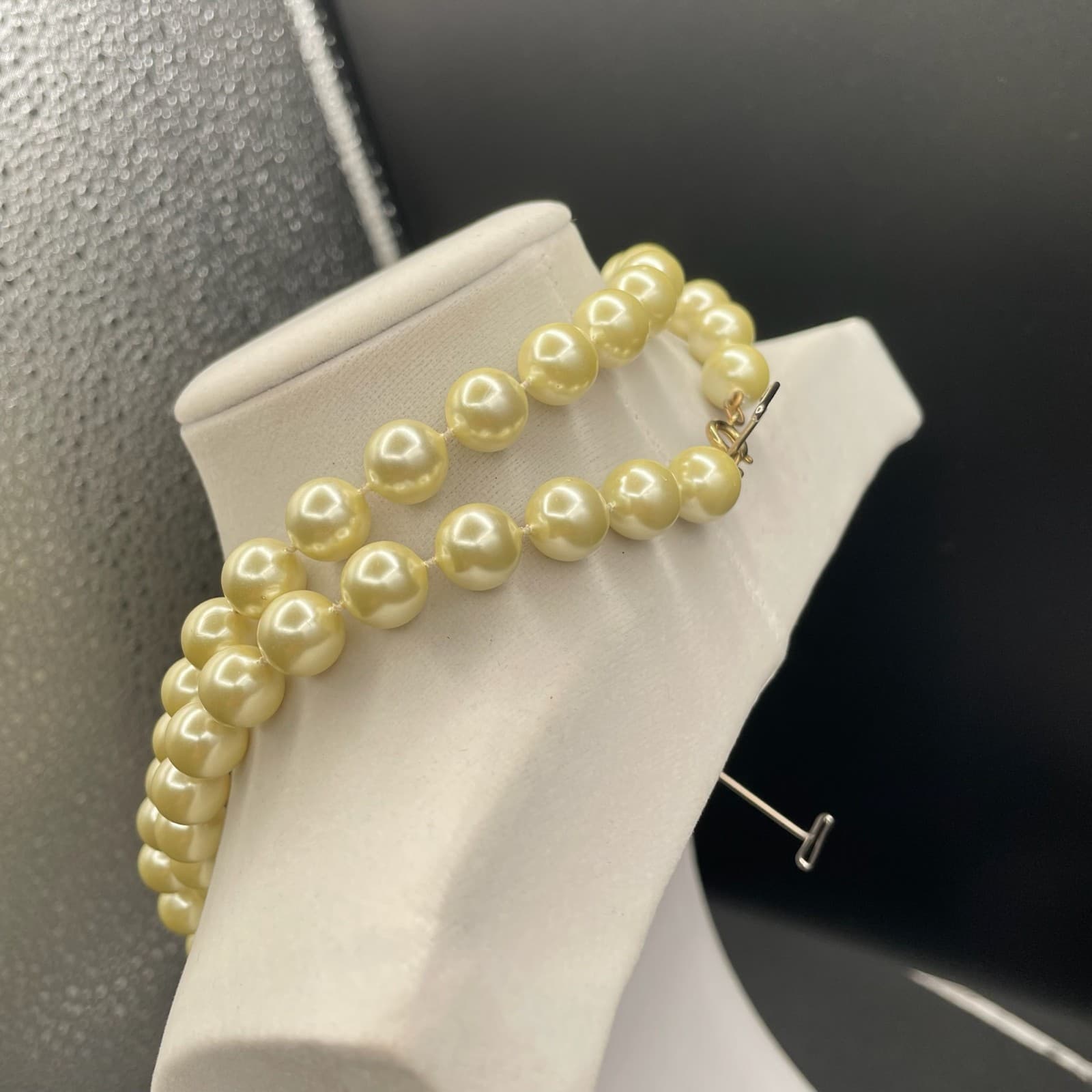 Vintage Gold-Tone Sea Faux Cream Pearl Plastic Lobster Beaded Necklace - 17" - Thumbnail 9