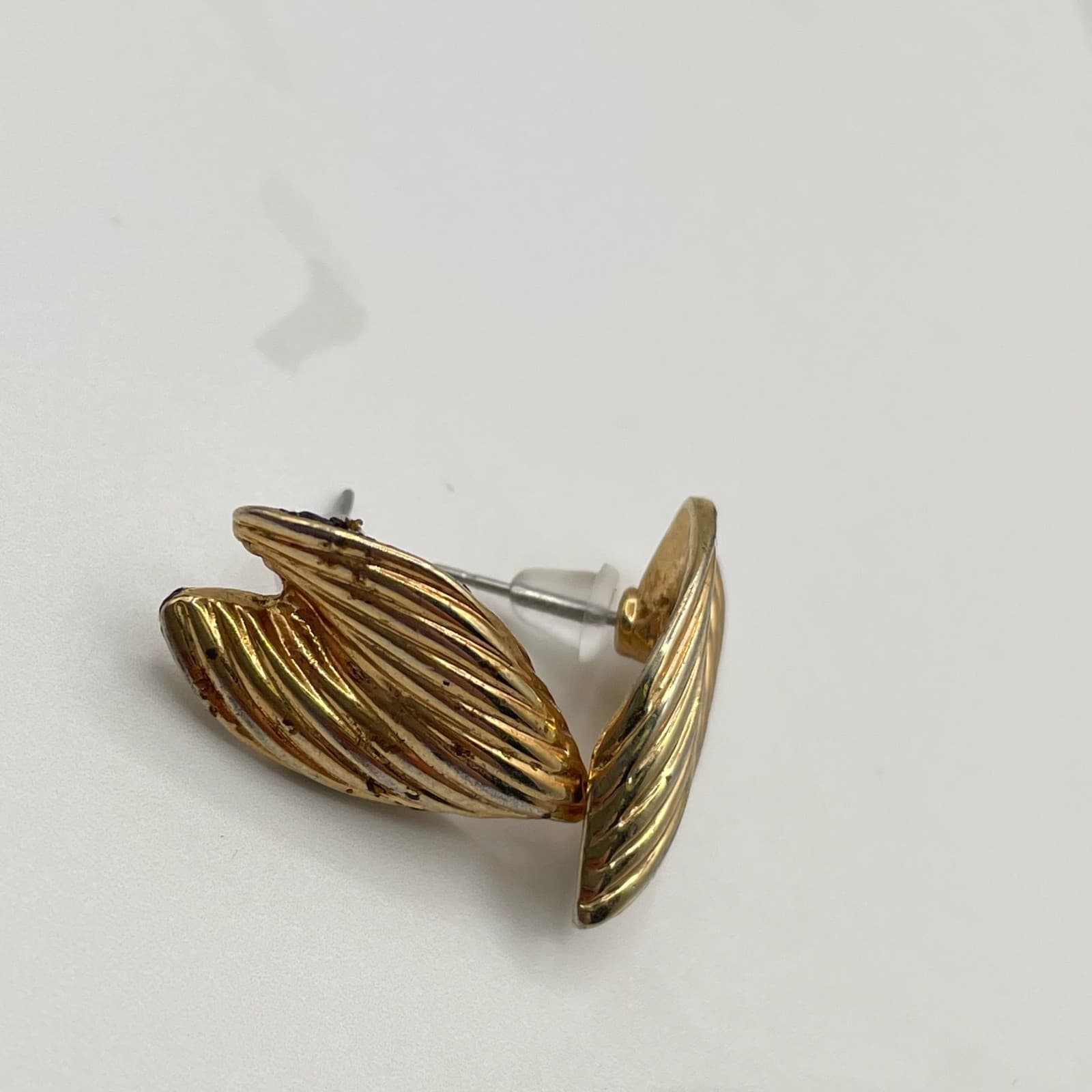 Vintage Gold-Tone Love Heart Puffy Leaf Stud Earrings Fashion Jewelry for Womens - Thumbnail 2