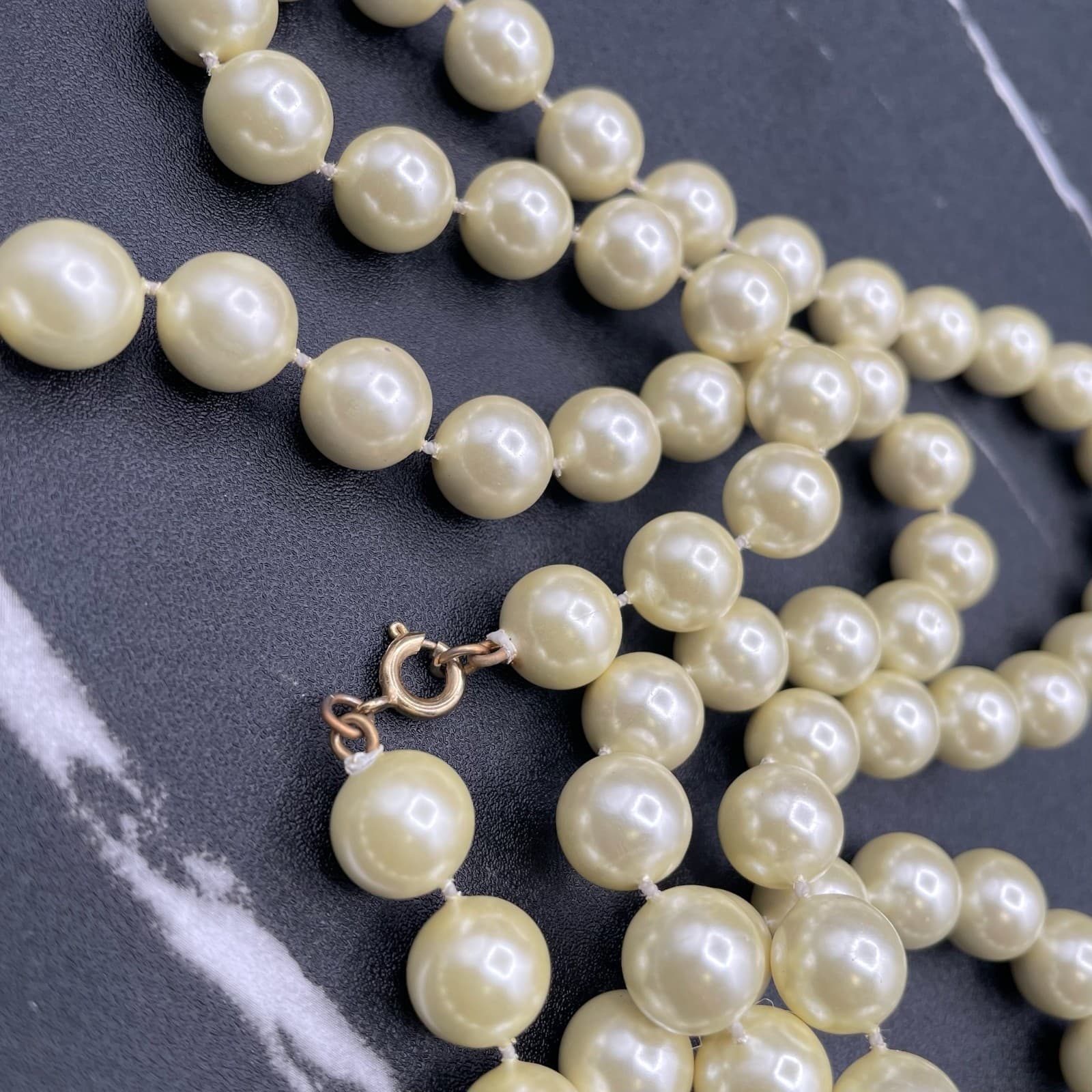 Vintage Gold-Tone Sea Faux Cream Pearl Plastic Lobster Beaded Necklace - 17" - Thumbnail 15
