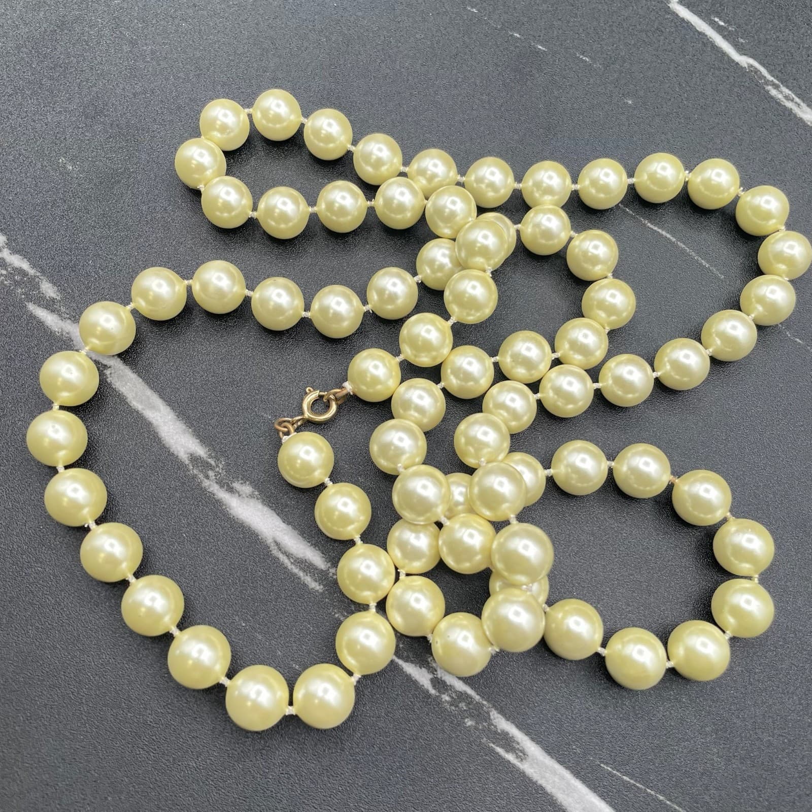 Vintage Gold-Tone Sea Faux Cream Pearl Plastic Lobster Beaded Necklace - 17" - Thumbnail 14