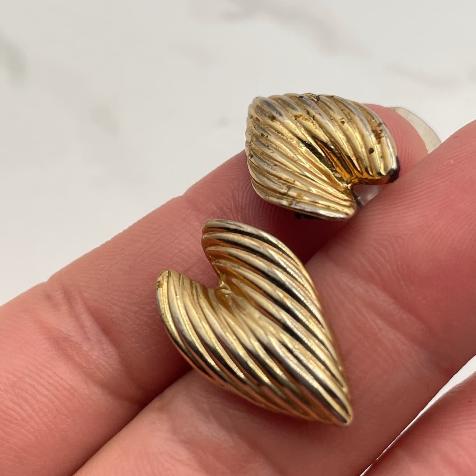 Vintage Gold-Tone Love Heart Puffy Leaf Stud Earrings Fashion Jewelry for Womens - Thumbnail 13