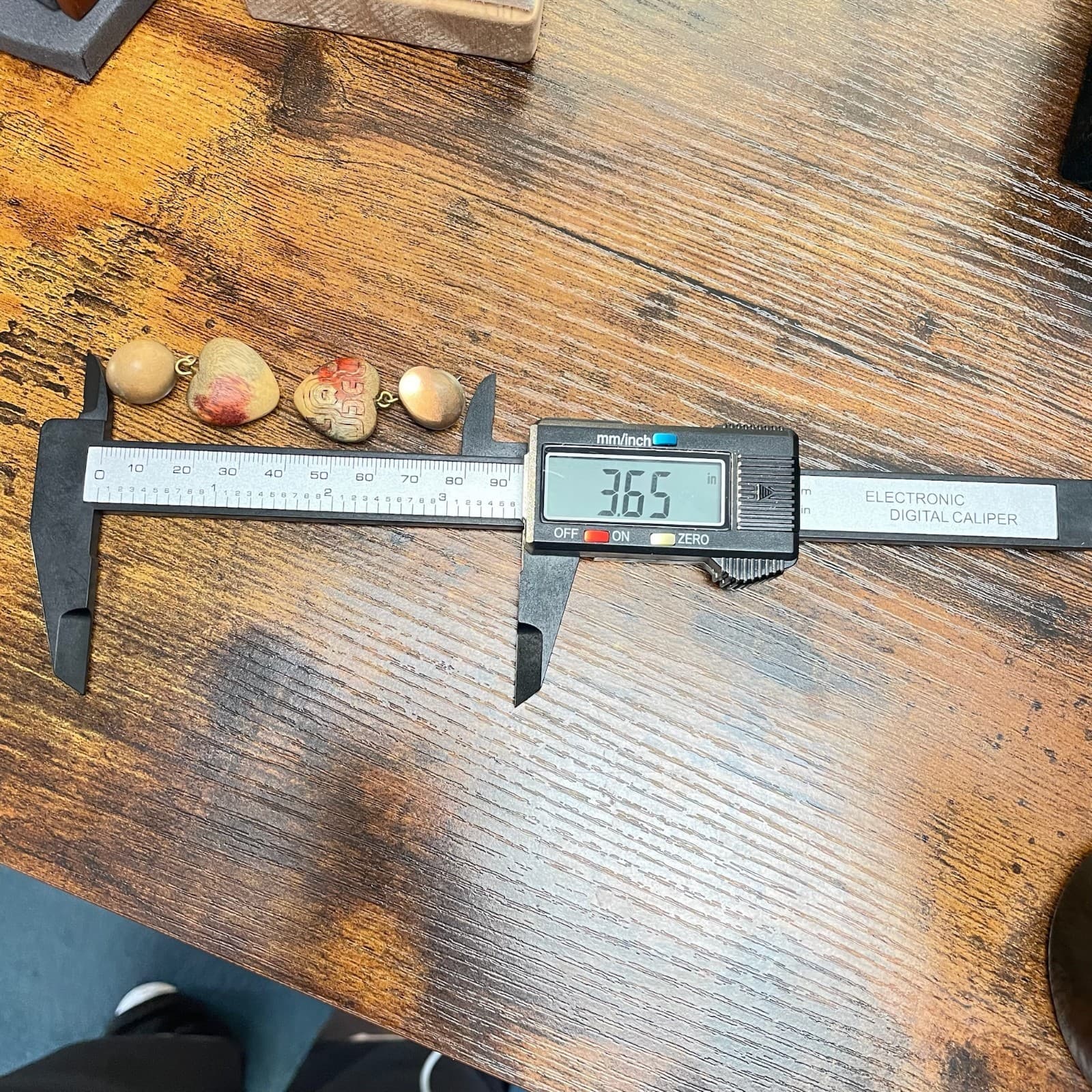 Vintage Wooden Dangle Heart Bead Accent Shape Earrings with Tribal or Ethnic - Thumbnail 7