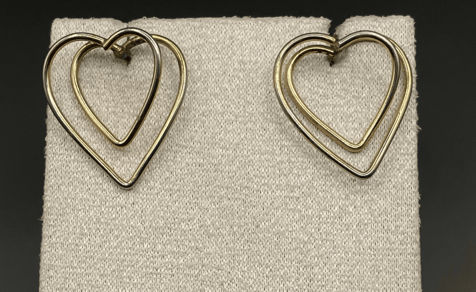 Vintage Modern Gold Tone Post Stud Lightweight Fashion Double Wire Heart - Thumbnail 2