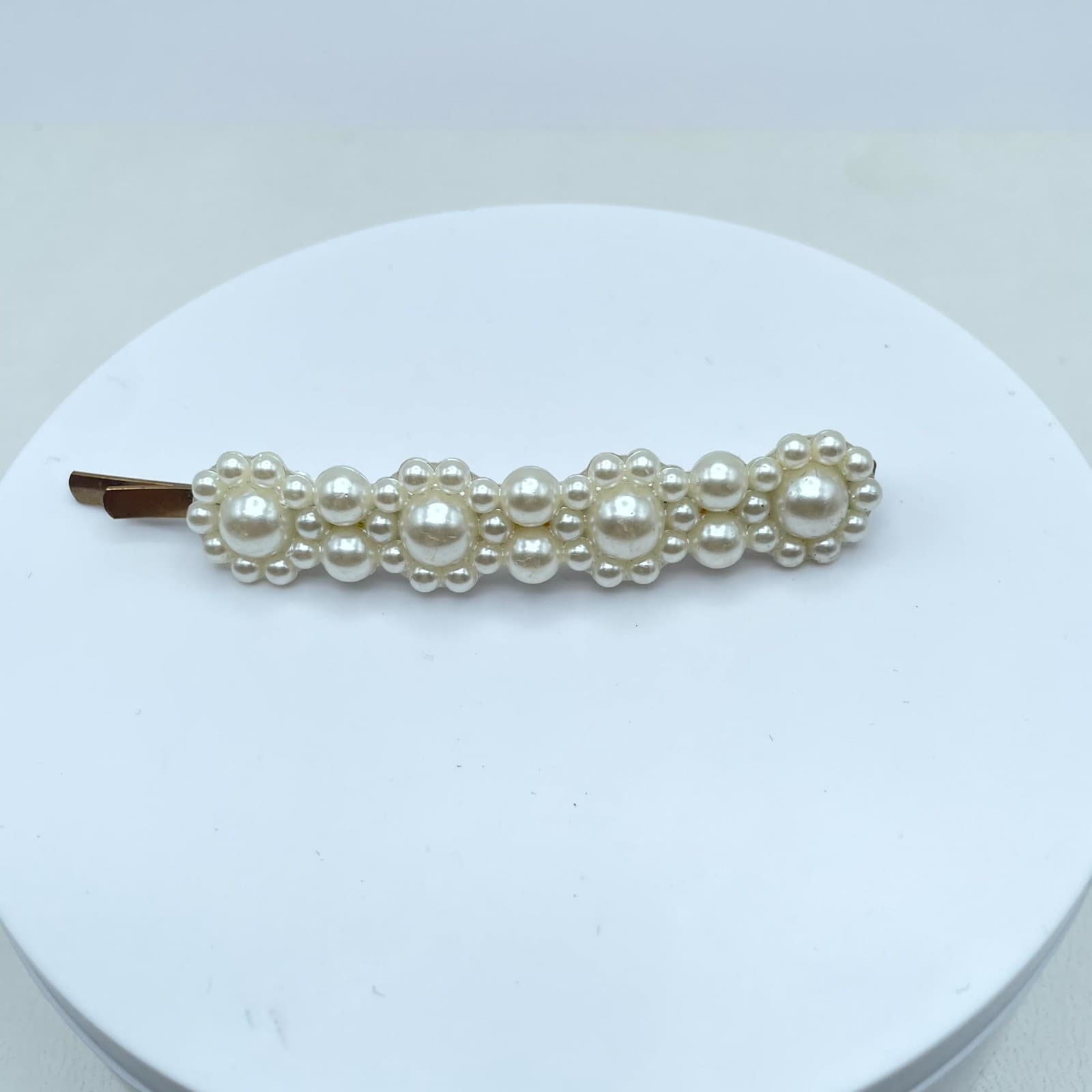 Vintage 3 Classic Faux Mother Of Pearls Floral Beaded Bobby Pin Hair Clips set - Thumbnail 5