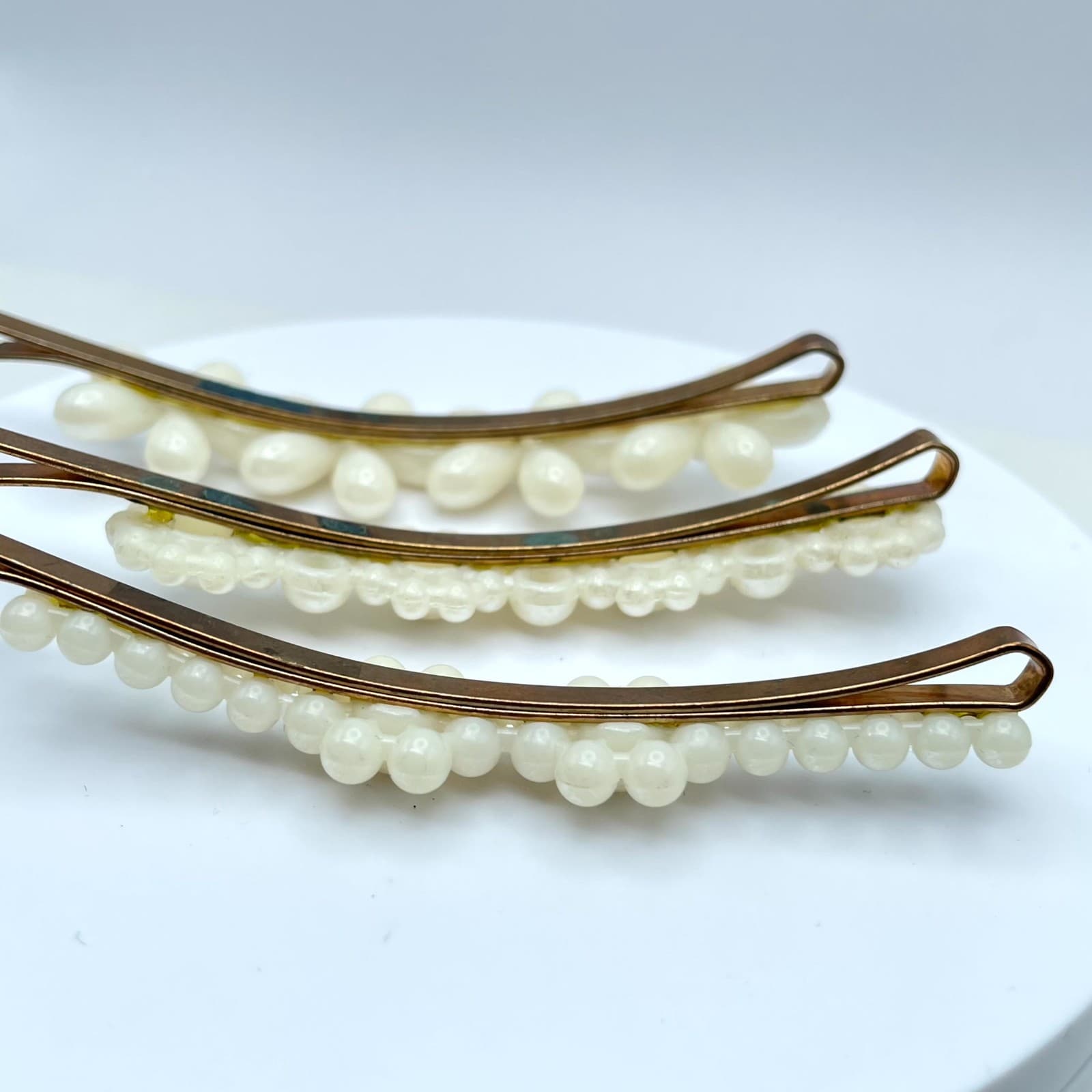 Vintage 3 Classic Faux Mother Of Pearls Floral Beaded Bobby Pin Hair Clips set - Thumbnail 6