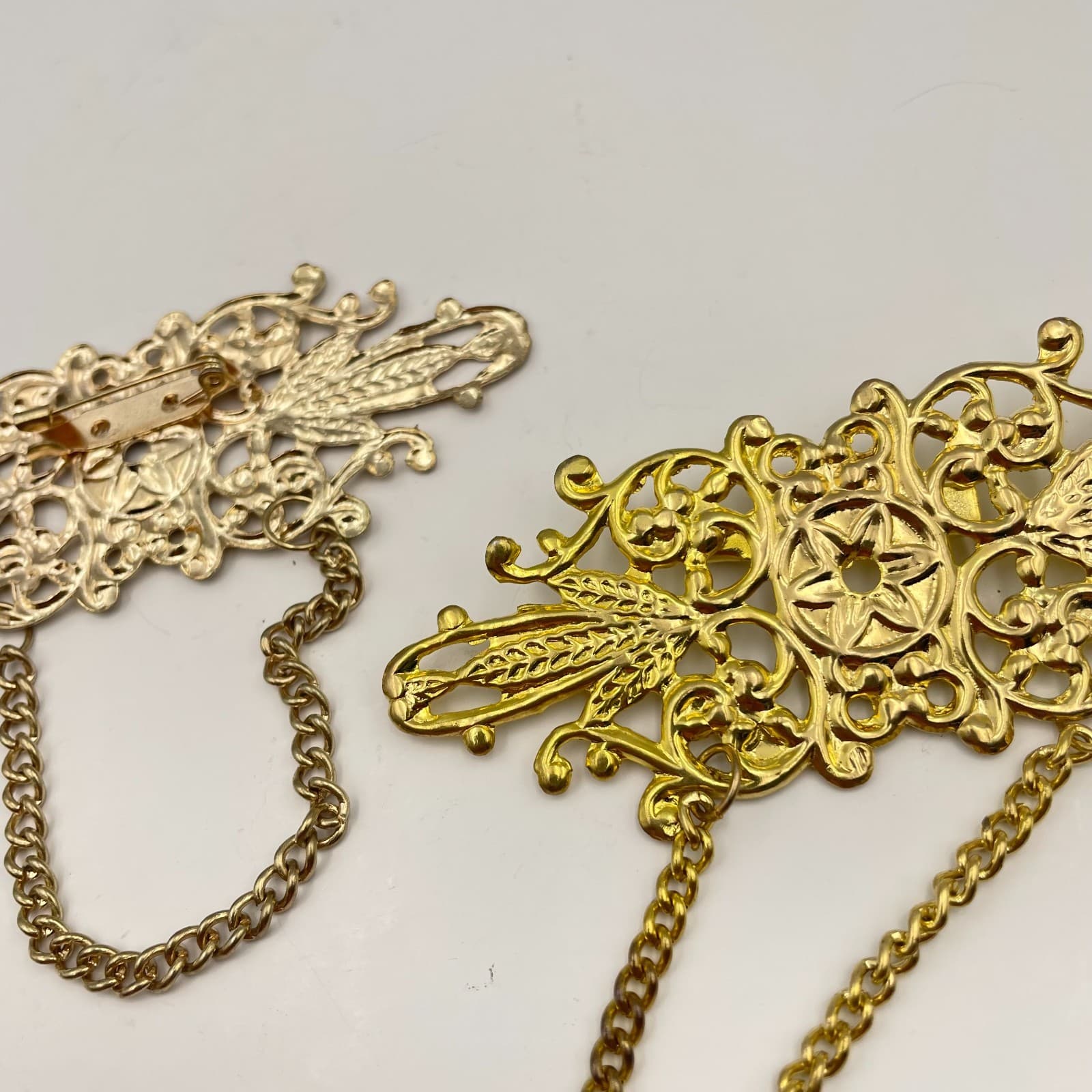 Vintage 80s Filigree Stacking Brooch Chain Adidas Bernadine Traditional Jewelry - Thumbnail 7