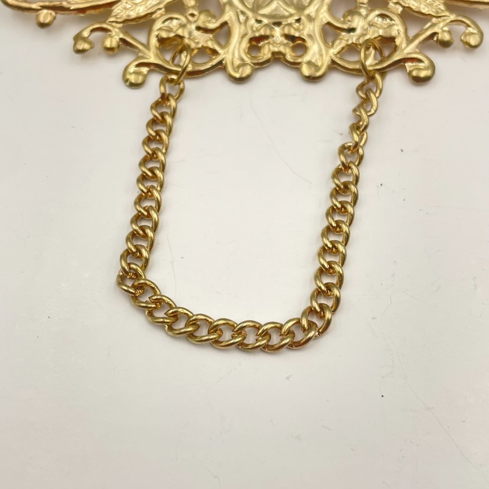 Vintage 80s Filigree Stacking Brooch Chain Adidas Bernadine Traditional Jewelry - Thumbnail 3