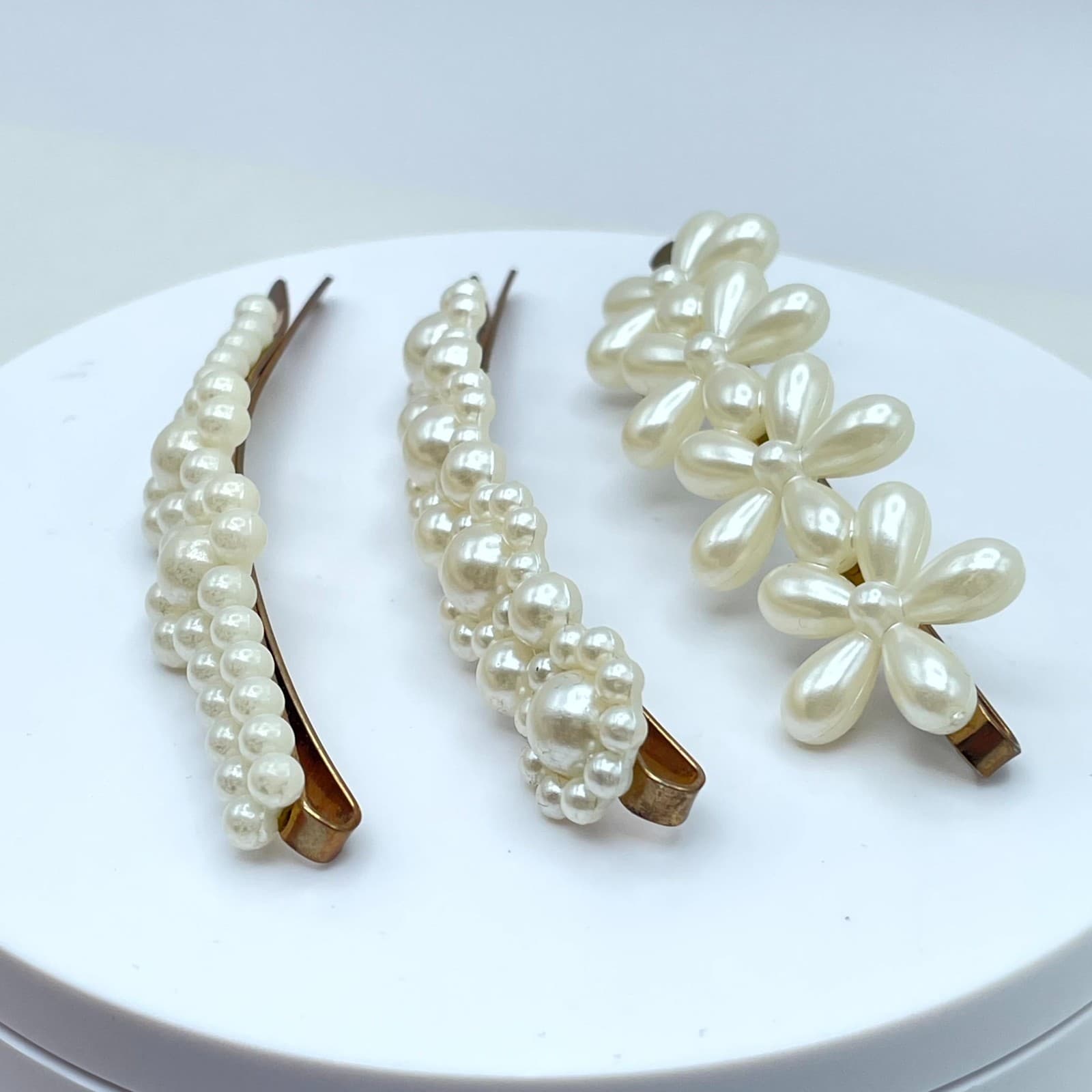 Vintage 3 Classic Faux Mother Of Pearls Floral Beaded Bobby Pin Hair Clips set - Thumbnail 11