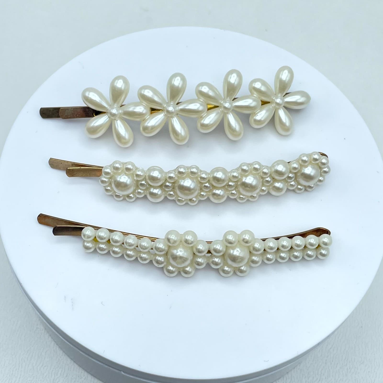 Vintage 3 Classic Faux Mother Of Pearls Floral Beaded Bobby Pin Hair Clips set - Thumbnail 7