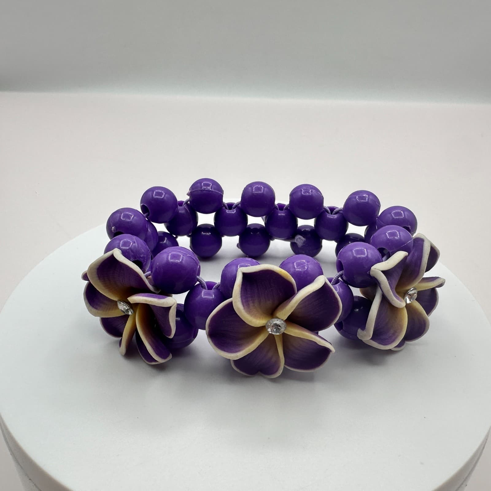 Vintage Y2K Clear Rhinestone Plumeria Floral Beaded Stretch Bracelet Jewelry - Image 1