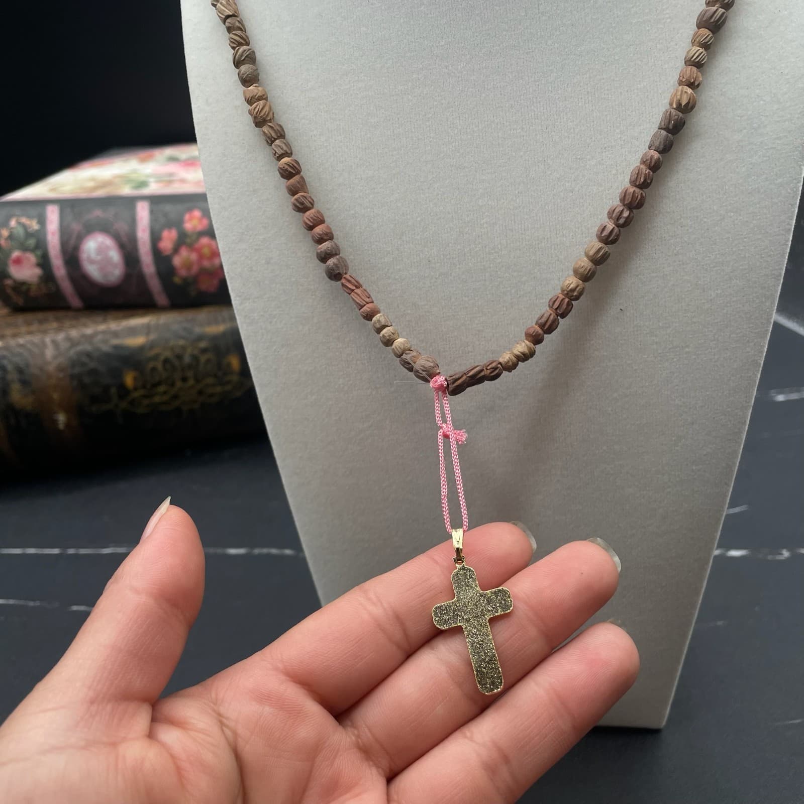 Vintage Beige Religious Terracotta Clay Beaded Cloisonné Cross Pendant Necklace - Thumbnail 2