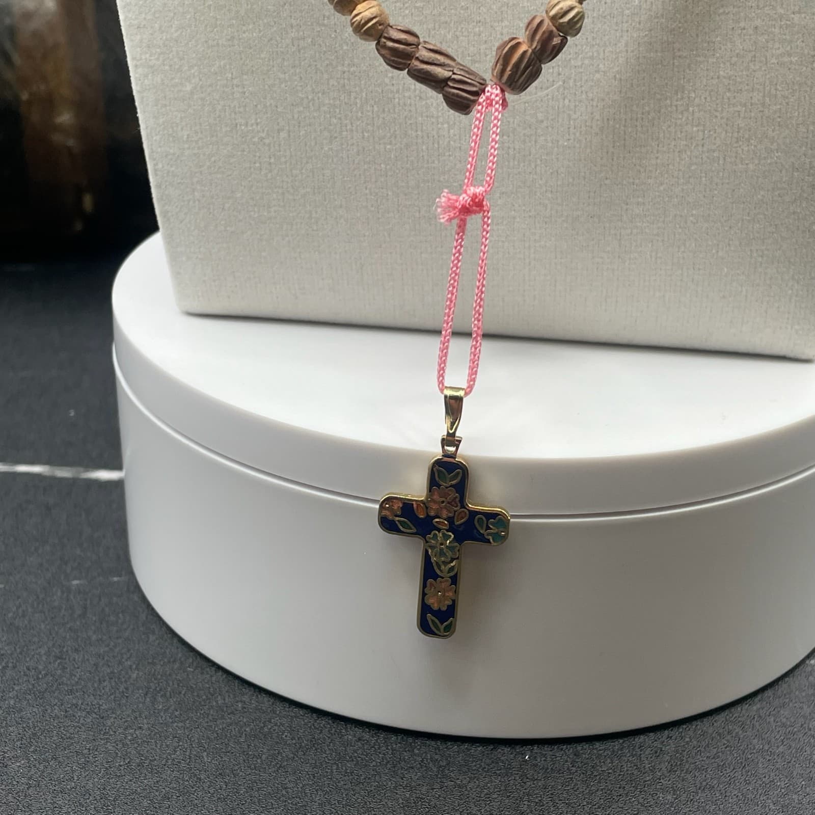 Vintage Beige Religious Terracotta Clay Beaded Cloisonné Cross Pendant Necklace - Thumbnail 9