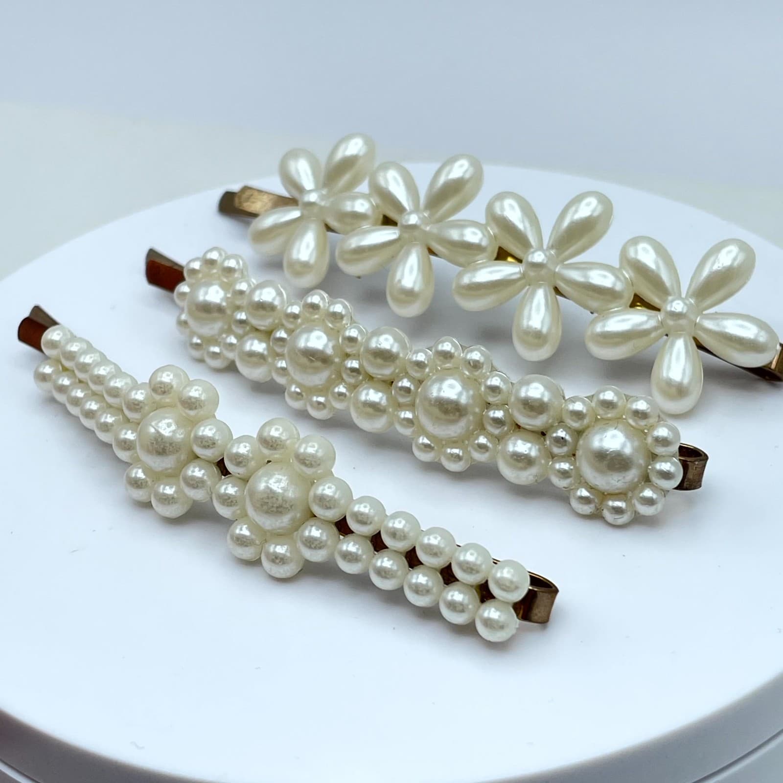 Vintage 3 Classic Faux Mother Of Pearls Floral Beaded Bobby Pin Hair Clips set - Thumbnail 10