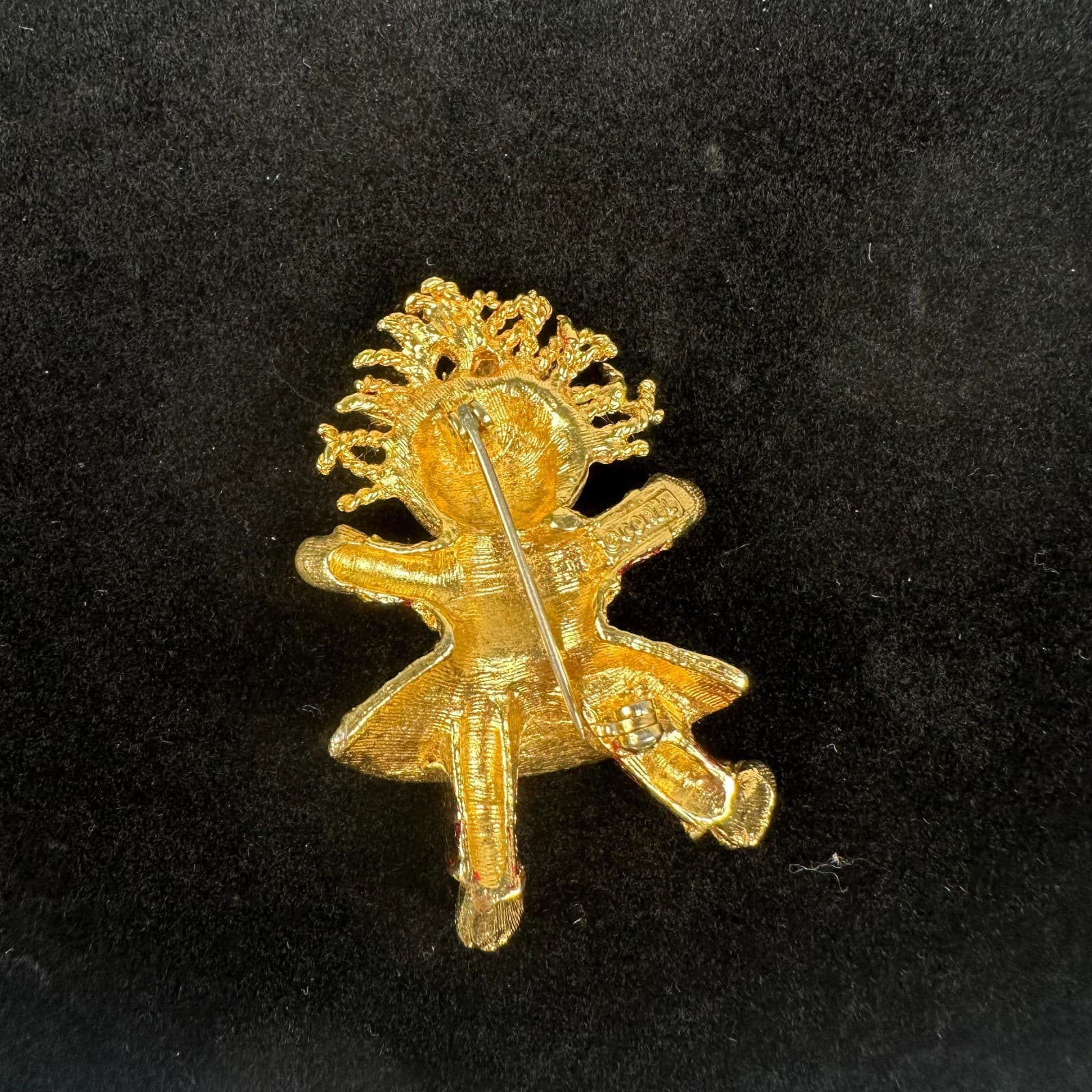 Vintage Christmas Girl Brooch Gold-Tone Red & Green Holiday Pin - Thumbnail 2