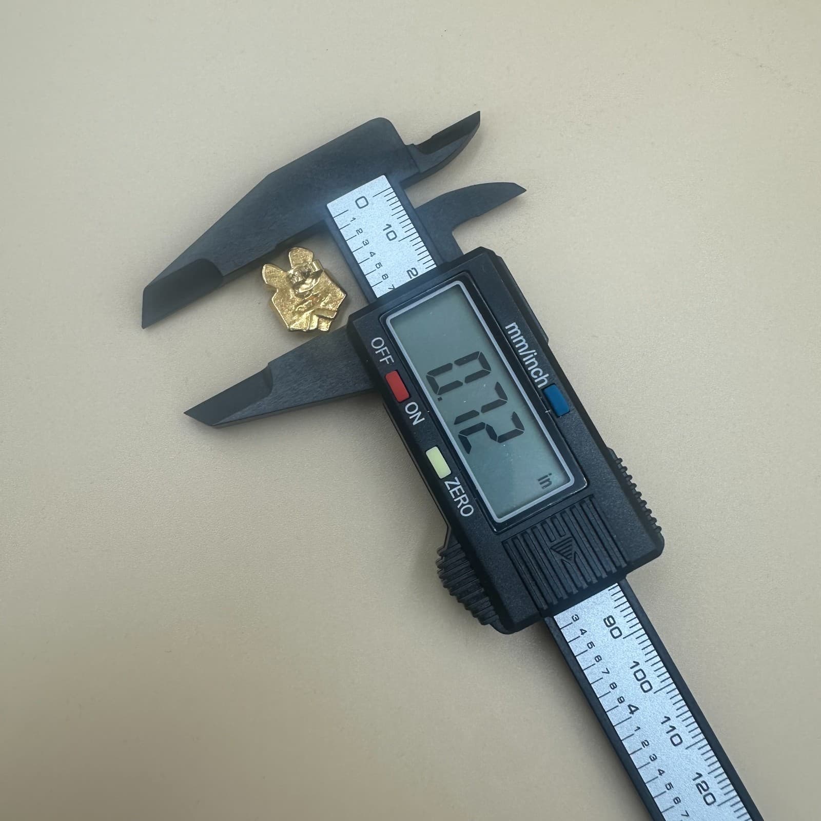 Vintage Goldtone Crystal Gift Box Earrings – Sparkling Holiday Present Studs - Thumbnail 3