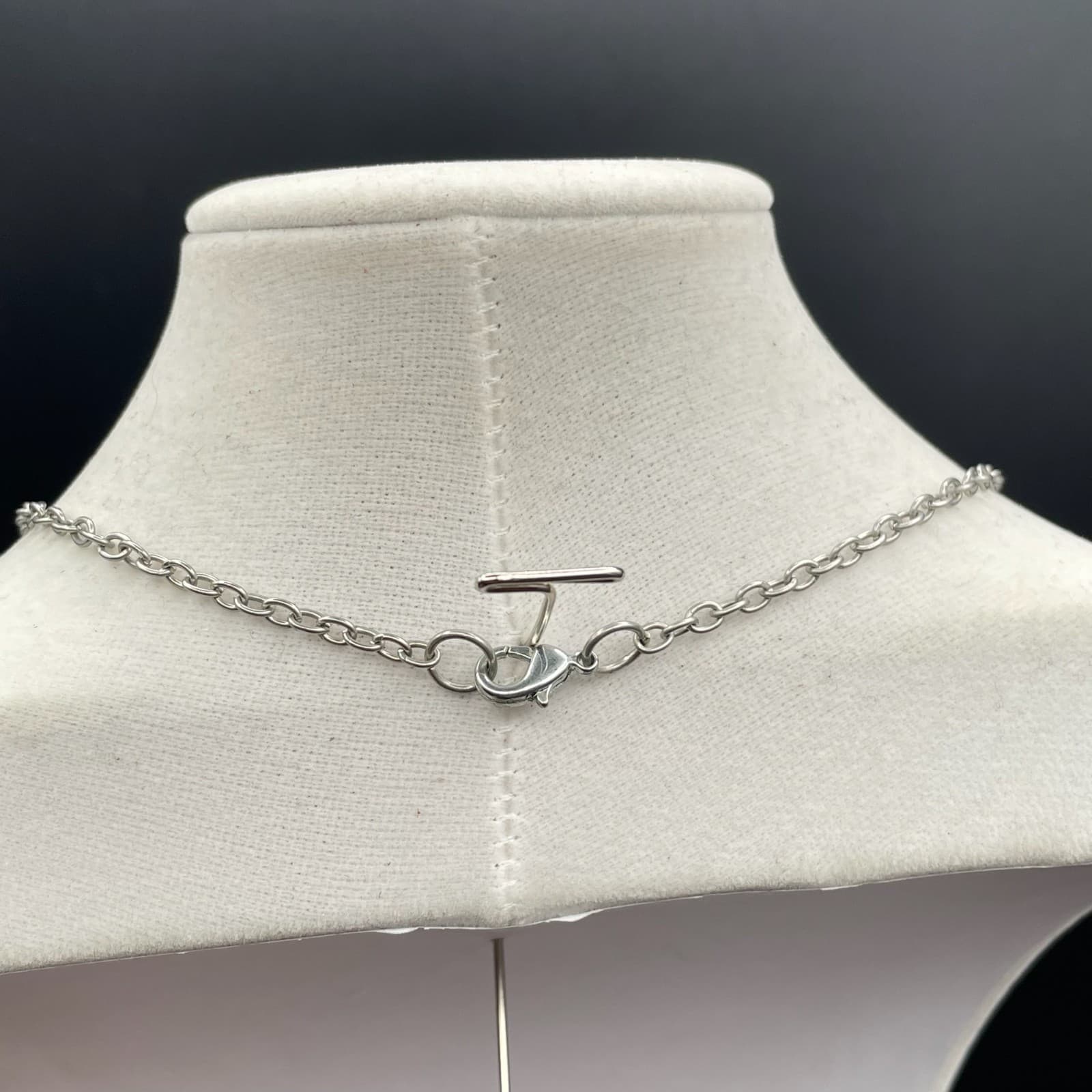 Silver-Tone Classic Fashion Oval Chain Trillion-Cut Crystal Pendant Necklace - Thumbnail 7