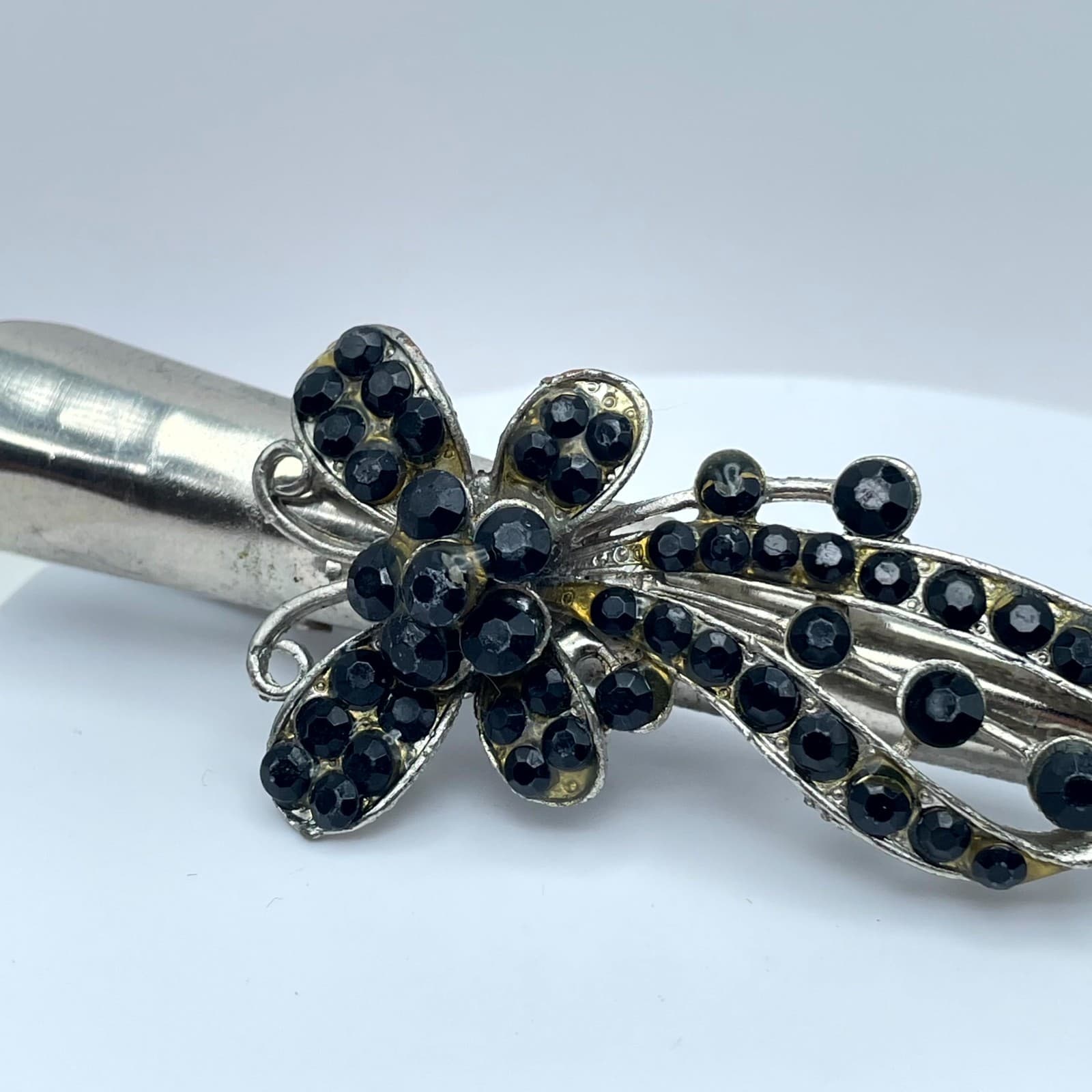 Vintage Silver-Tone Black Classic Faceted Glass Floral Beads Alligator Hair Clip - Thumbnail 6