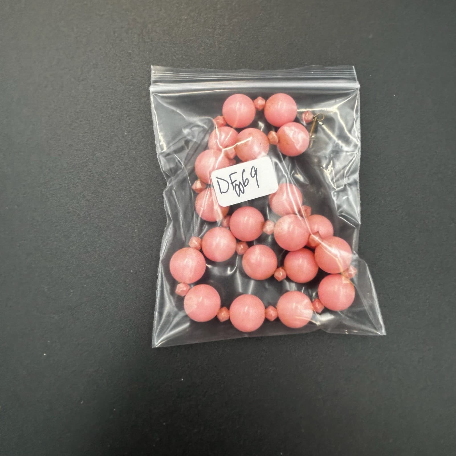 Vintage Pink Plastic Beads with Gold Tone Divider Beads Choker Necklace 12” - Thumbnail 7