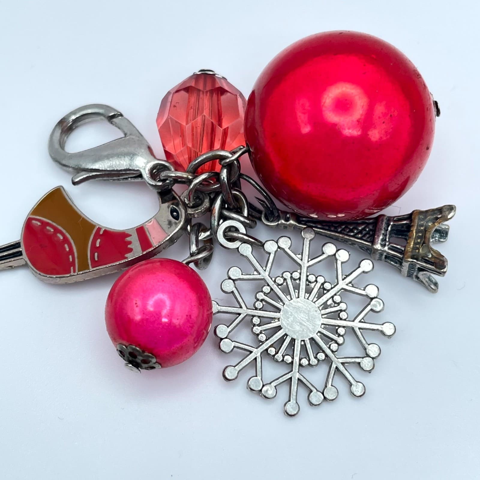 Y2K Silver-Tone Faceted Glass Mother Of Pearl Eiffel Tower Lobster Keychain - Thumbnail 3