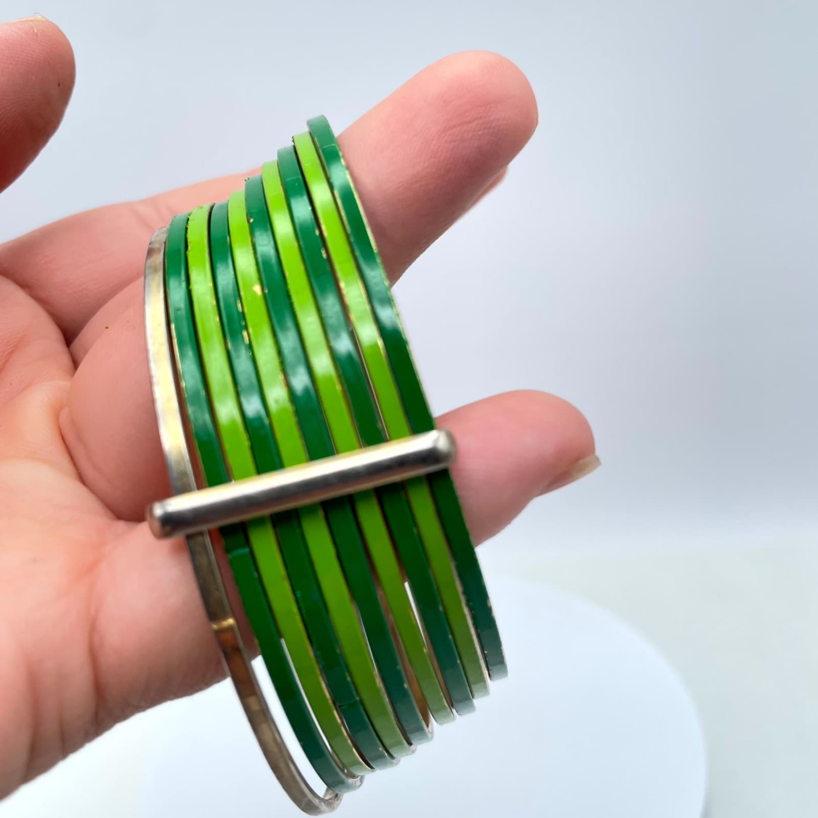 Vintage 90s Gold & Green Retro Classic Fashion Emerald Stacked Bangle Bracelet - Thumbnail 12