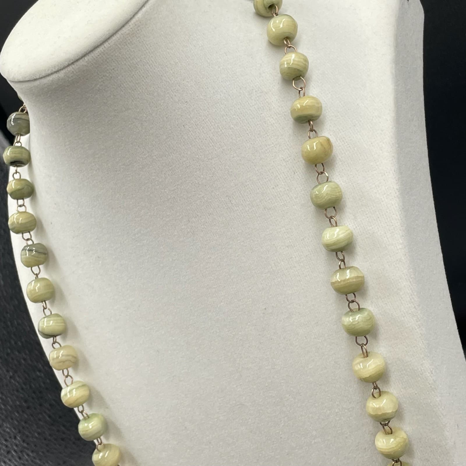 Vintage Silver-Tone Pale Green Marble Beaded Classic Rosary-Style Necklace - Thumbnail 10