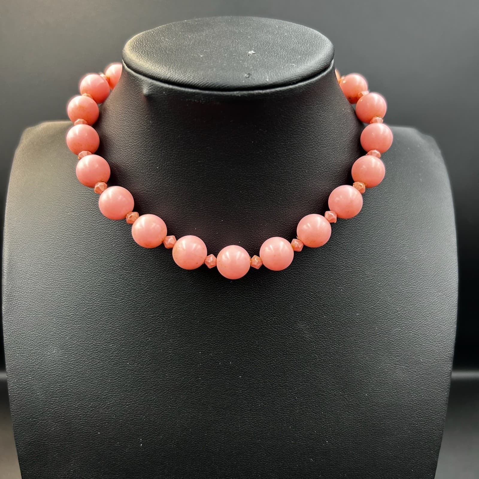 Vintage Pink Plastic Beads with Gold Tone Divider Beads Choker Necklace 12” - Thumbnail 4