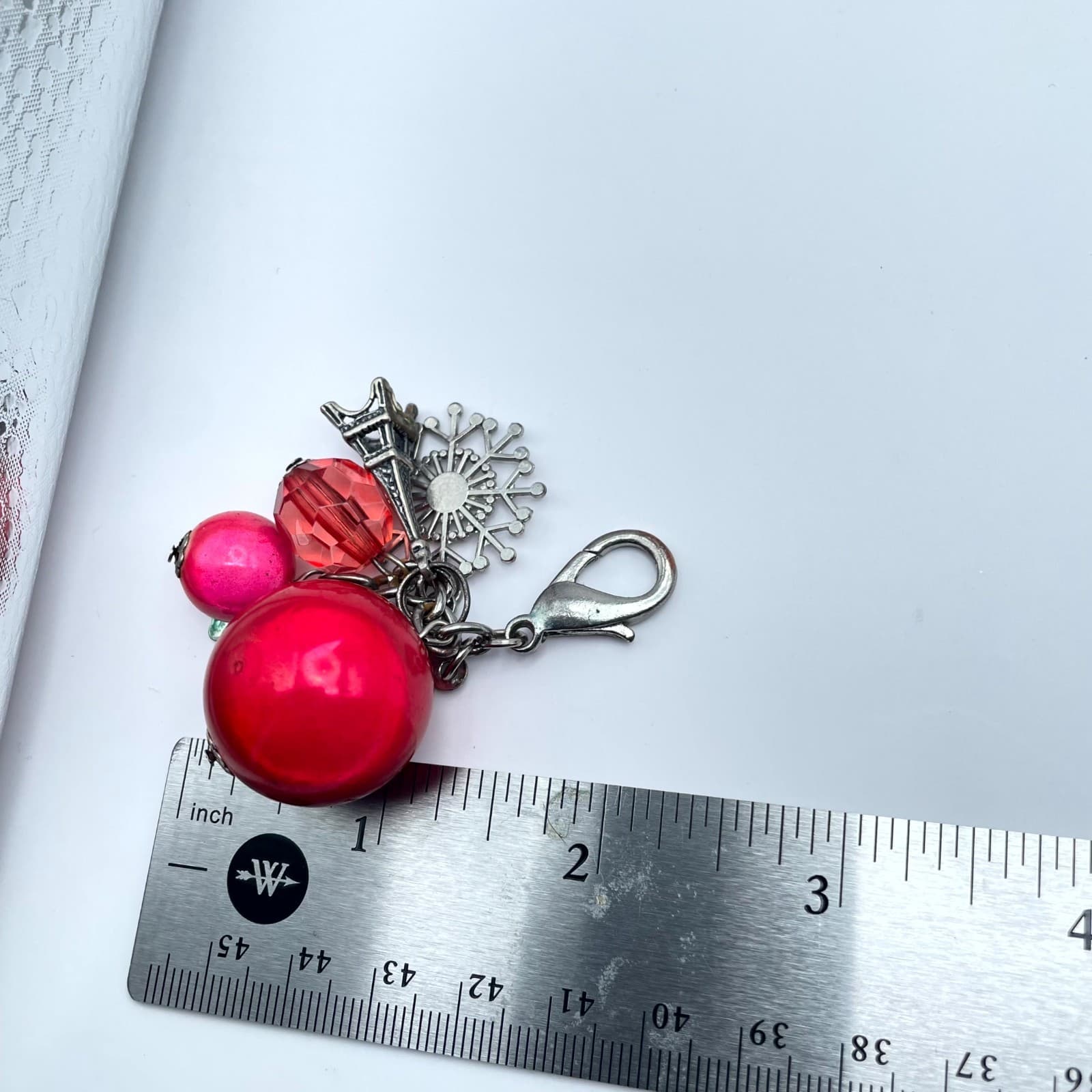 Y2K Silver-Tone Faceted Glass Mother Of Pearl Eiffel Tower Lobster Keychain - Thumbnail 2