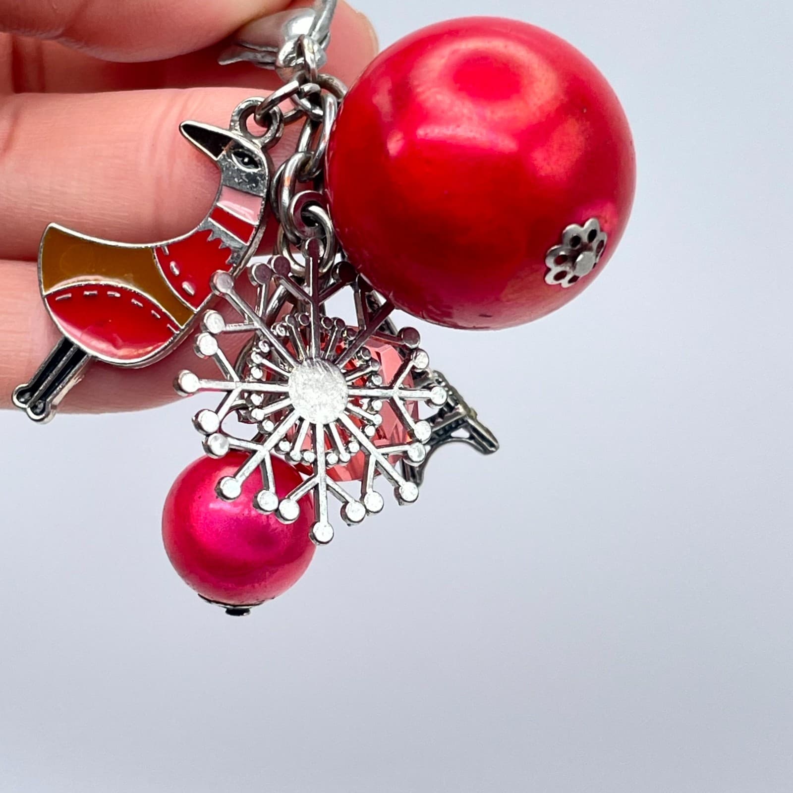 Y2K Silver-Tone Faceted Glass Mother Of Pearl Eiffel Tower Lobster Keychain - Thumbnail 9