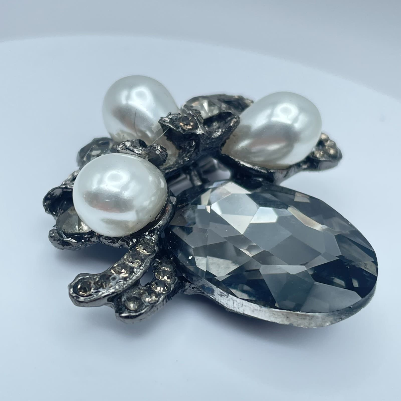 Vintage 90s Silver Tone Faux Pearl Gray Glass Statement Brooch Pin Fashion - Thumbnail 2