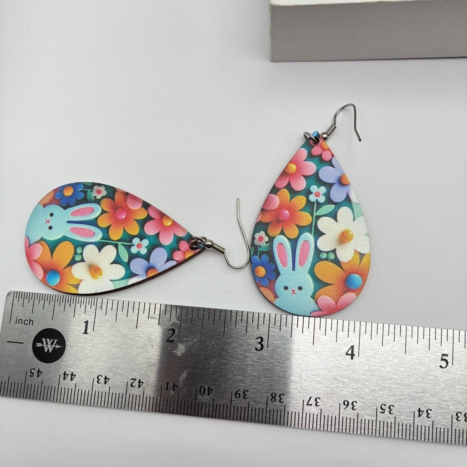 Vintage 90s Bunny Floral Teardrop Wooden Dangle Earrings Women's Classic Jewelry - Thumbnail 8