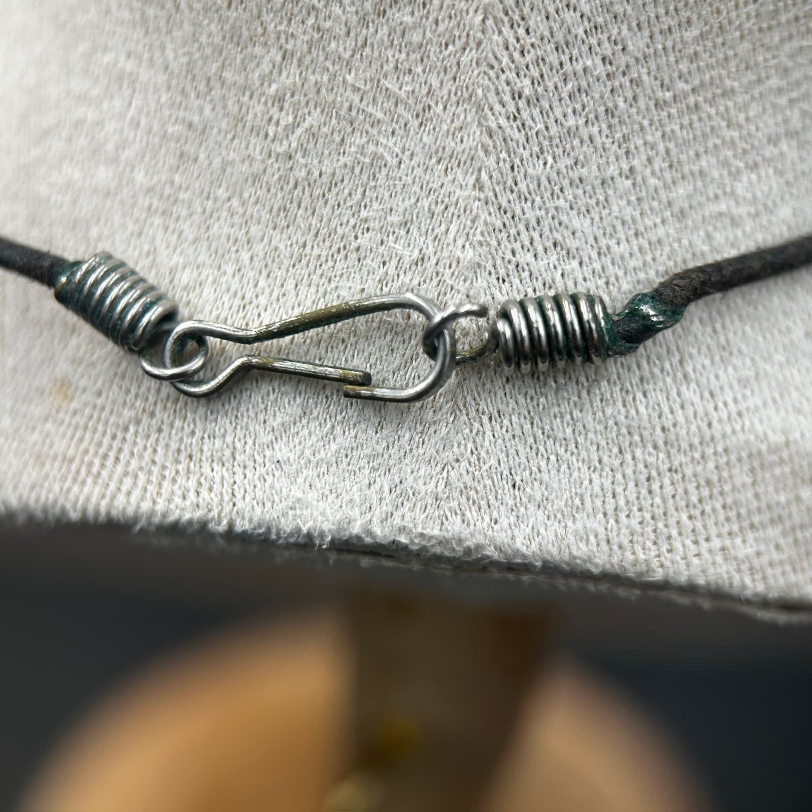 Vintage 16" Floral Ceramic Bead Necklace Leather Cord Boho Artisan Style - Thumbnail 8