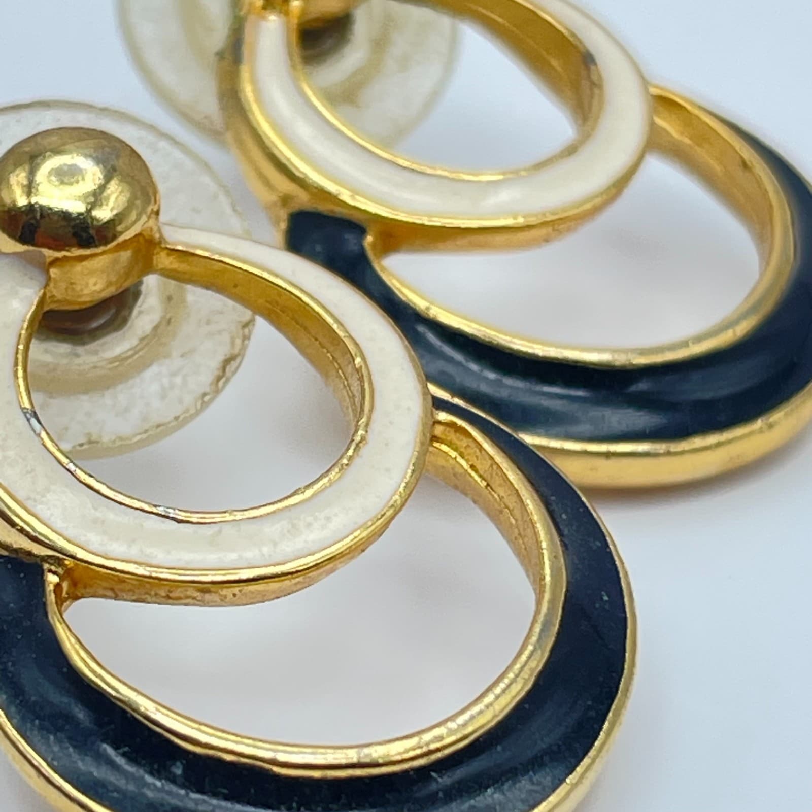 Vintage 80s Gold Tone Enamel Double Hoop Door Knocker Drop Earrings Jewelry - Thumbnail 4