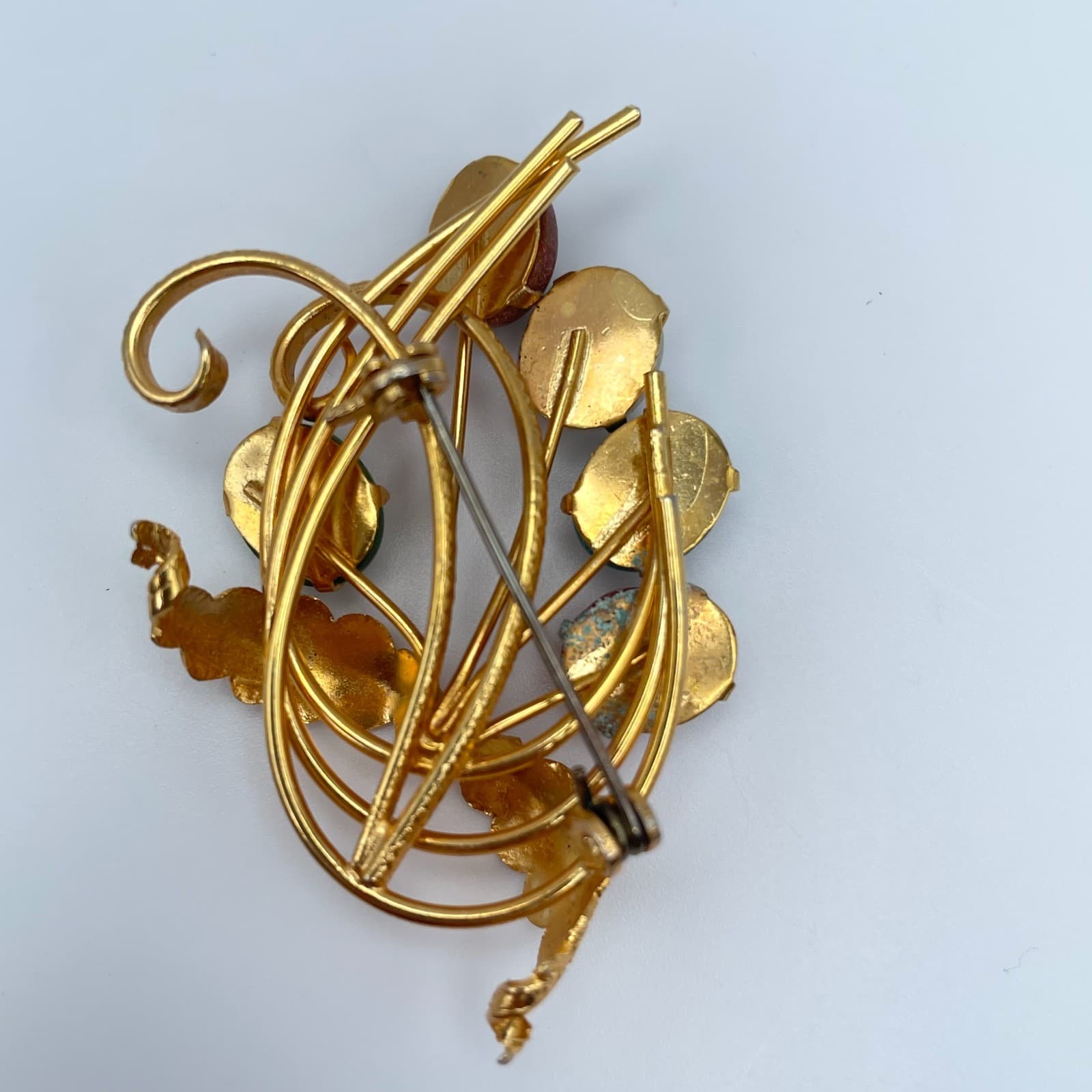 Vintage 90s Gold Tone Cabochon Stone Floral Bouquet Brooch Pin Women's Jewelry - Thumbnail 8