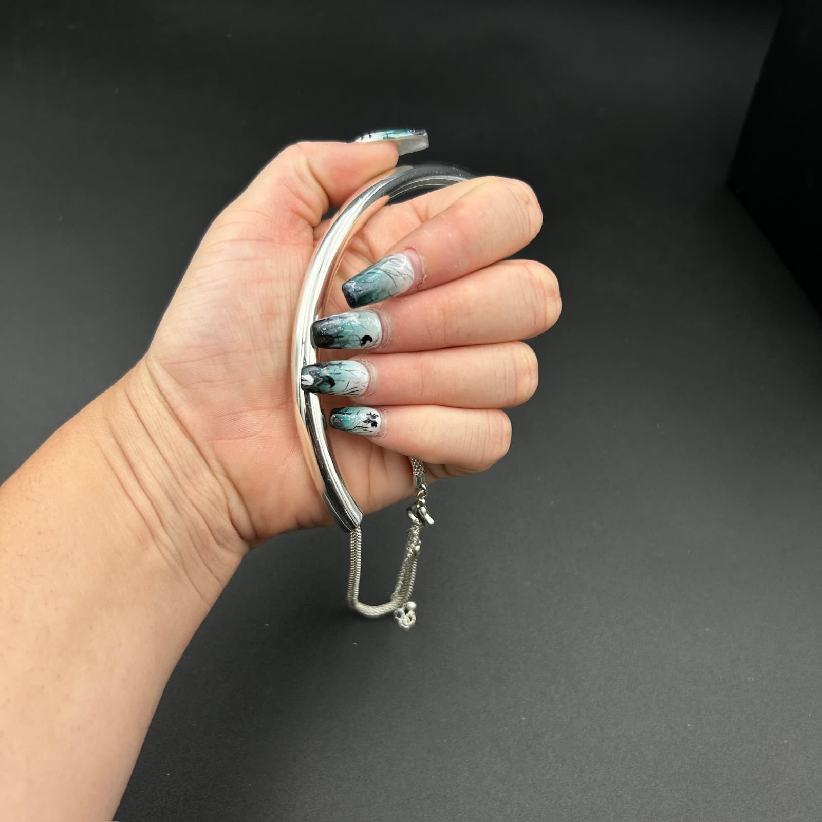 Vintage 19" Silver Tone Tube Collar Necklace Chunky Minimalist Statement - Thumbnail 3