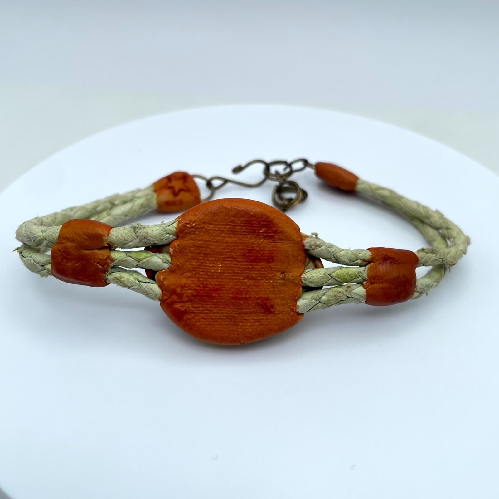 Boho-Chic Classic Fashion Green Cabochon Brown Leather Braided Hook Bracelet - Thumbnail 3