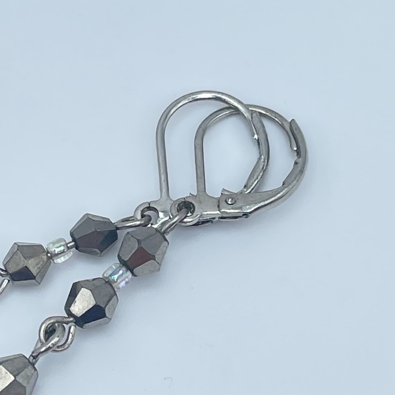 Vintage Y2K Silver Tone Beaded Dangle Earrings Women's Classic Fashion Jewelry - Thumbnail 4