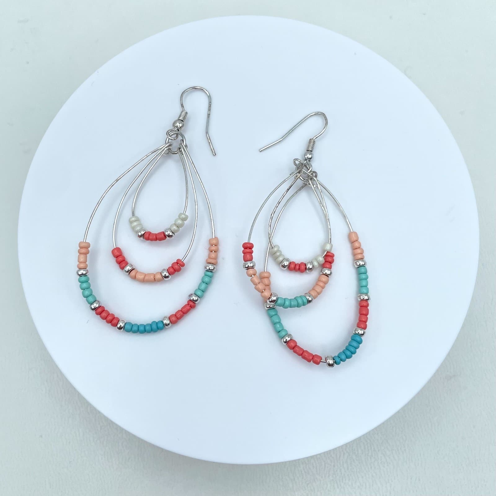 Vintage Y2K Silver Tone Teardrop Beaded Earrings Boho Women's Classic Jewelry - Image 1