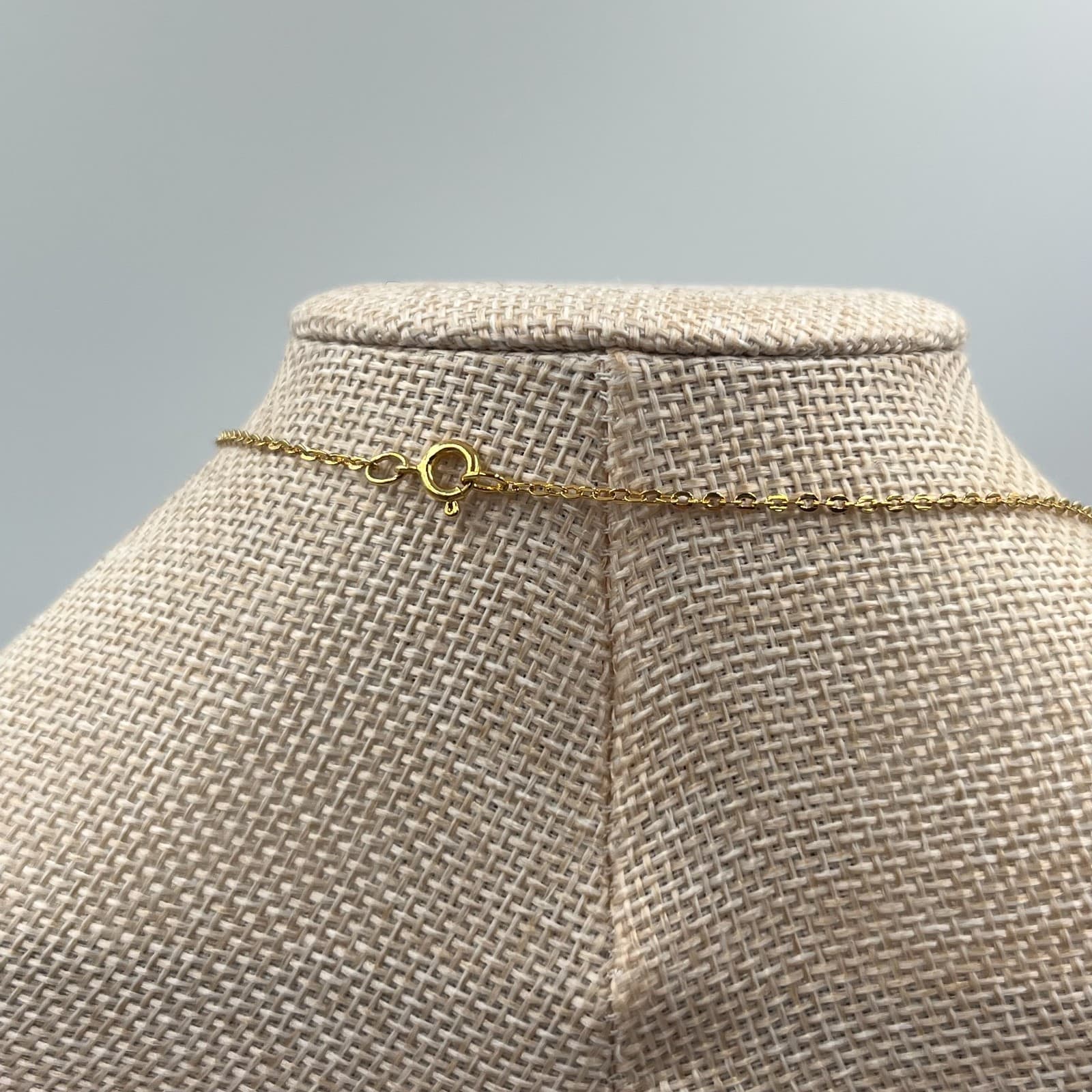 Modernist Green Enamel Pendant Necklace Gold Tone Vtg 1970s Statement Jewelry - Thumbnail 7