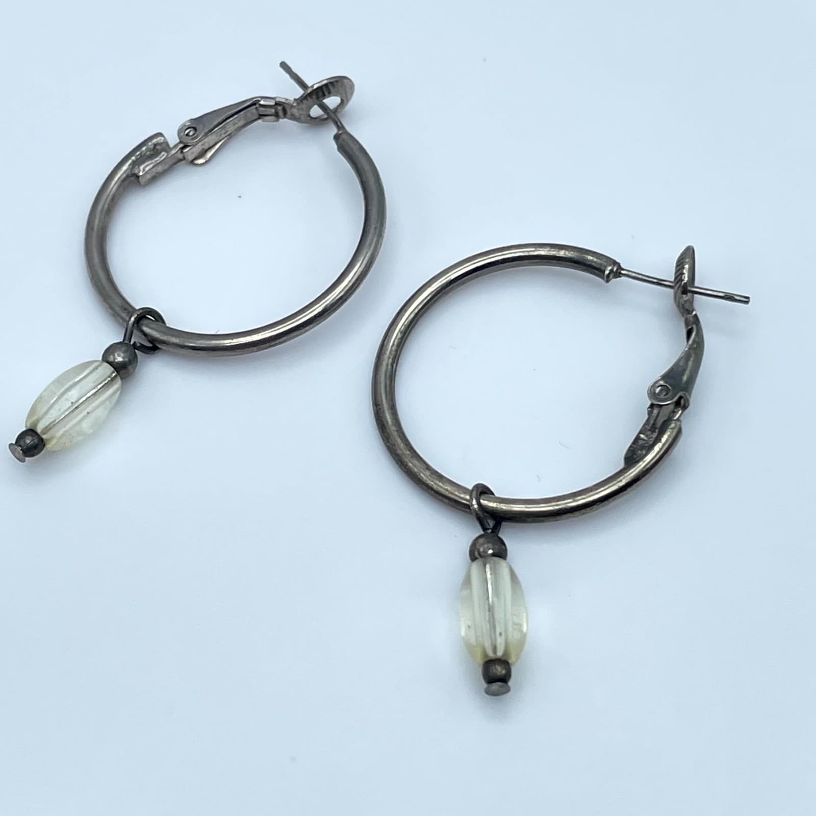 Vintage Silver-Tone Fashion Beauty Oval Glass Dangle Hoop Hinged Clasp Earrings - Thumbnail 8