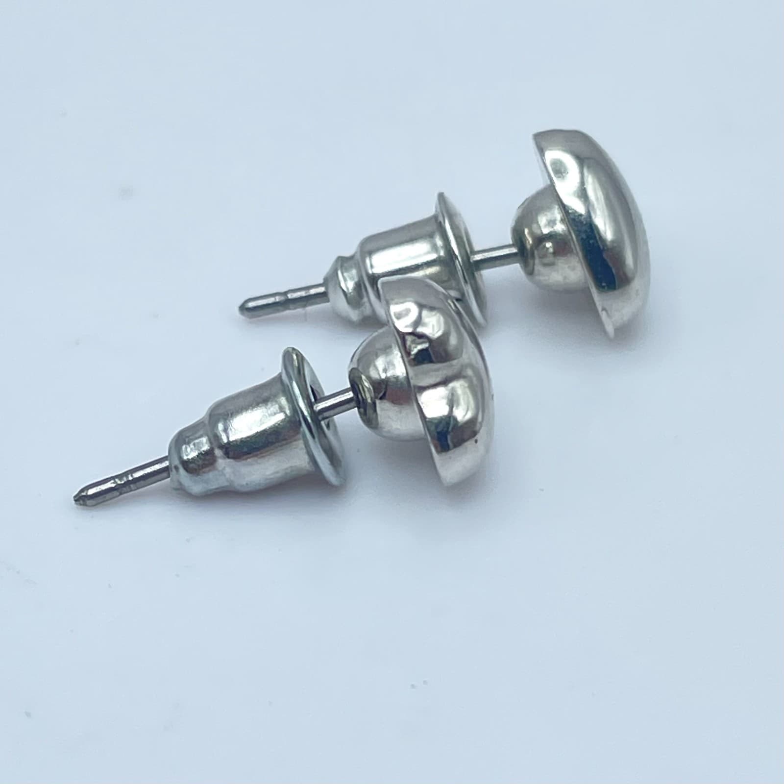 Vintage Y2K Silver Tone Puffy Heart Stud Earrings Women's Classic Jewelry - Thumbnail 3