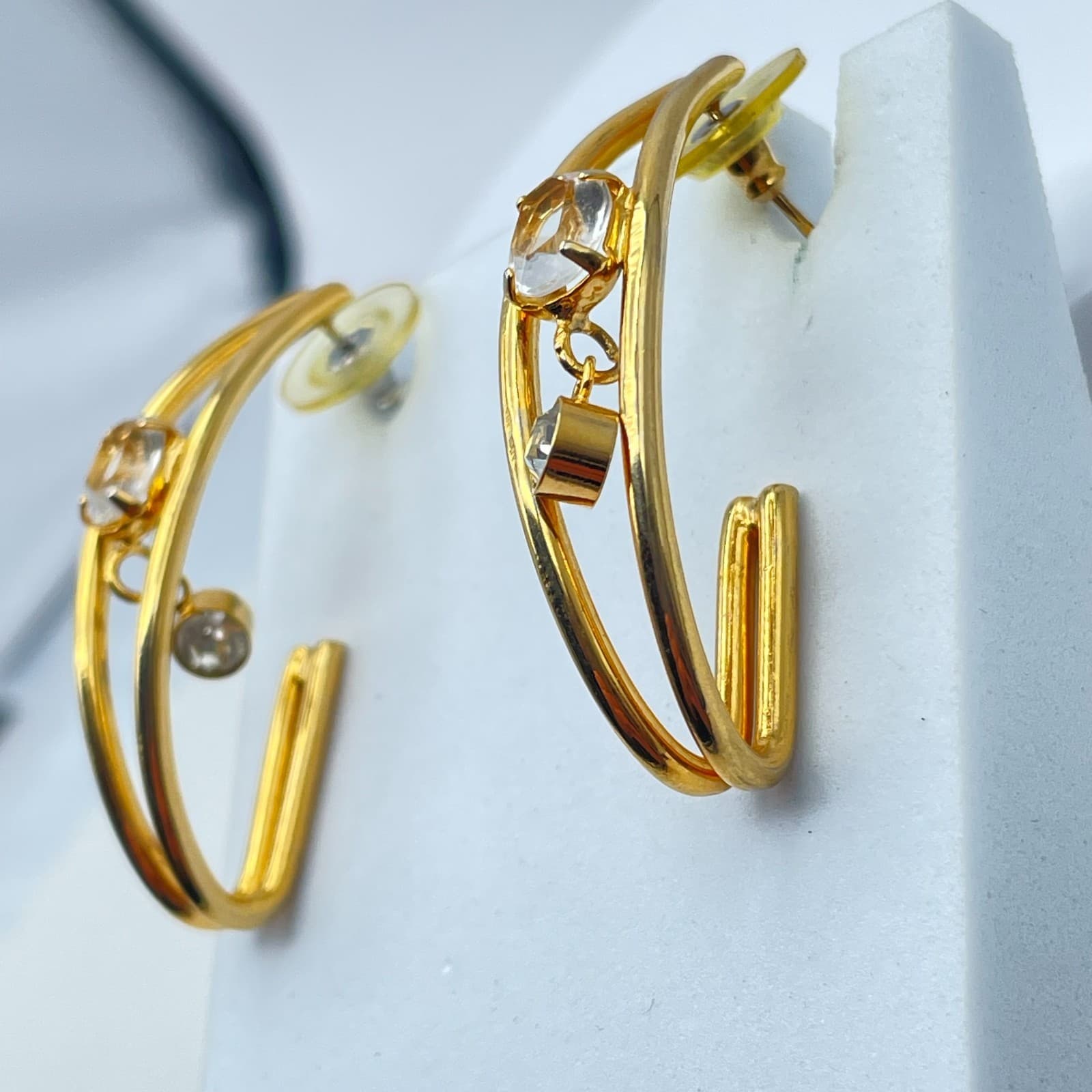 Vintage 90s Clear Glass Open Hoop Gold Tone Earrings Modern Geometric Jewelry - Thumbnail 2