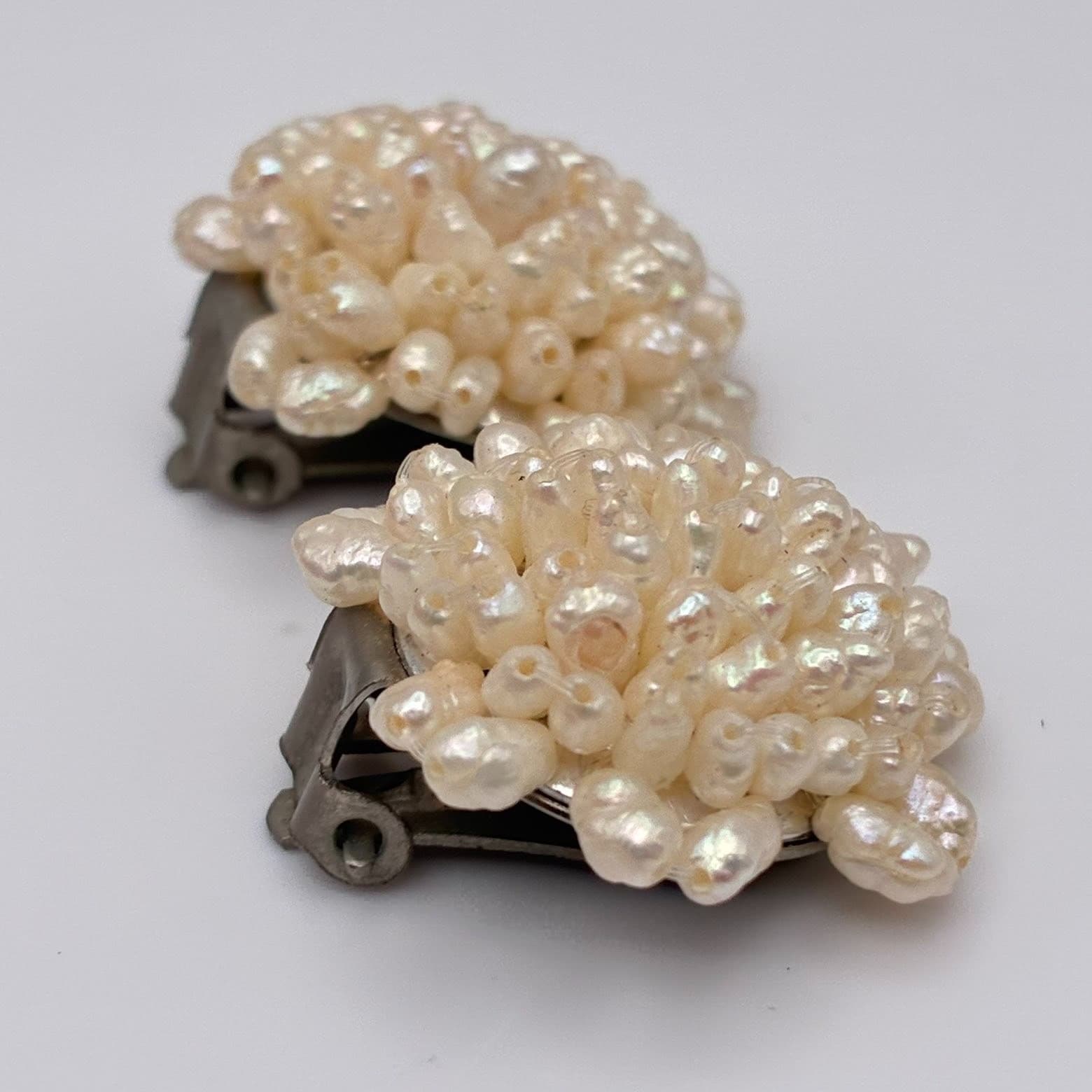 Vintage 80s Faux Pearl Cream Beaded Earrings Statement Women's Classic Jewelry - Thumbnail 5